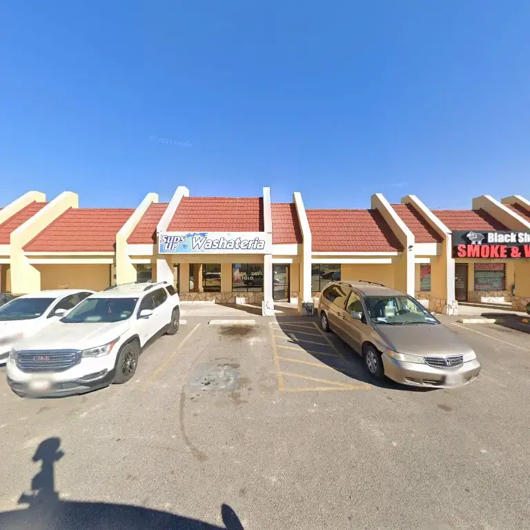 1 Stop Cleaners & Laundry Mat - Image 3