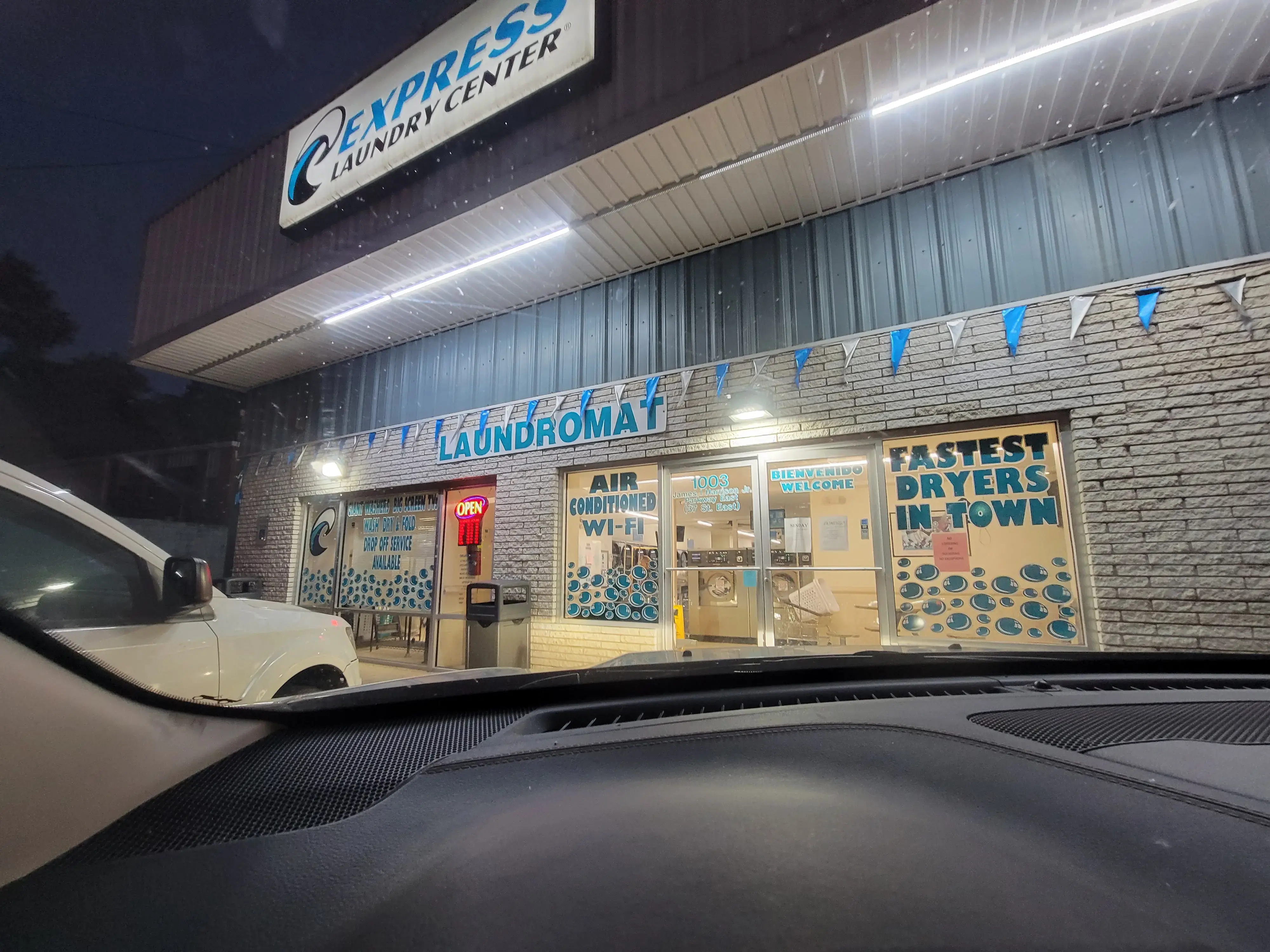 1 Stop Laundry Express thumbnail 8