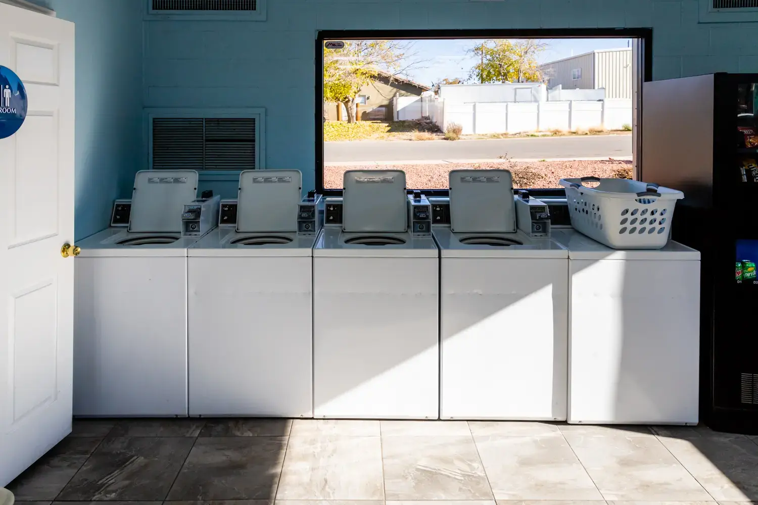 1 Stop Super Wash - Image 12