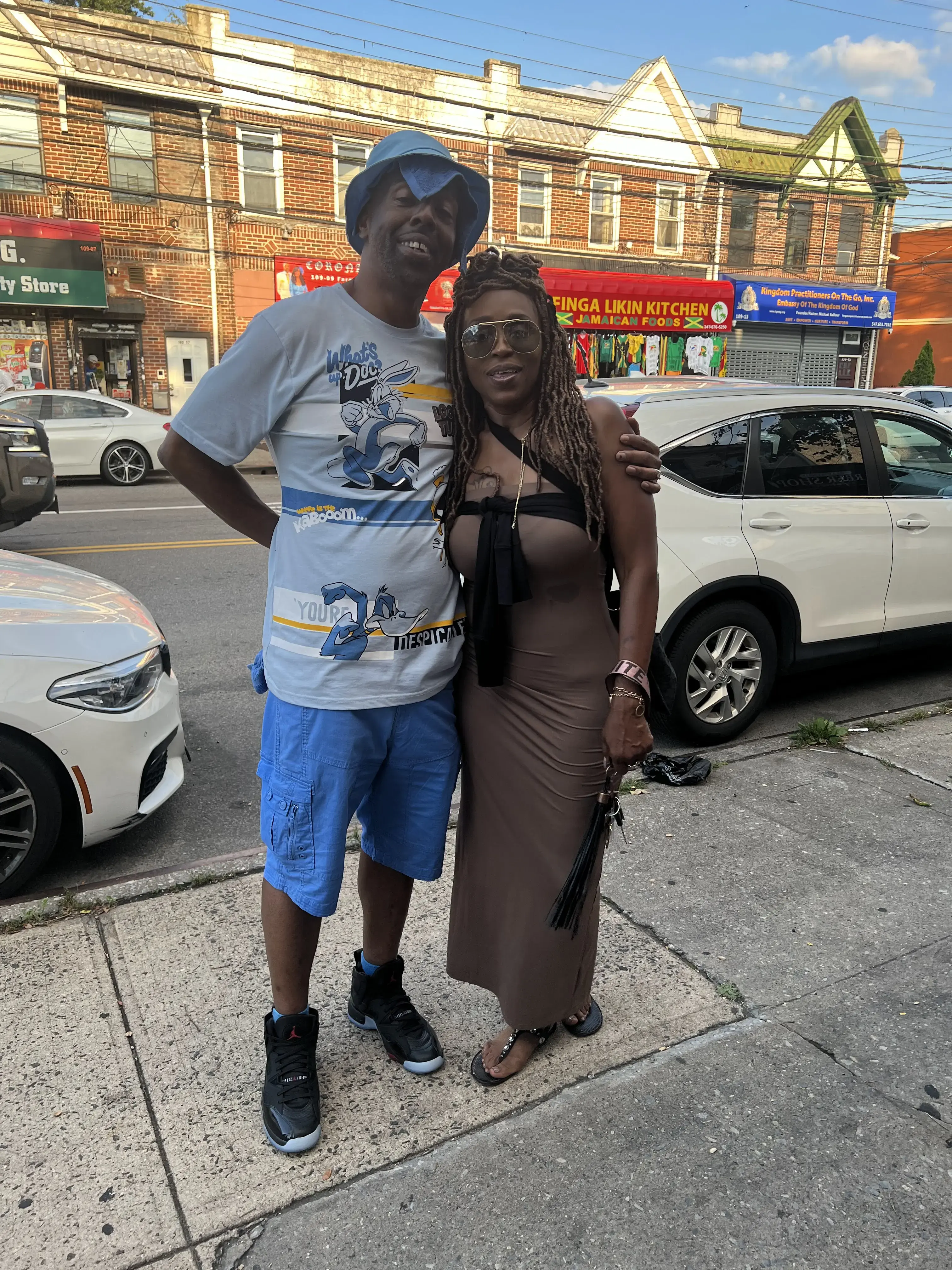 109 Farmers Laundromat - Image 2