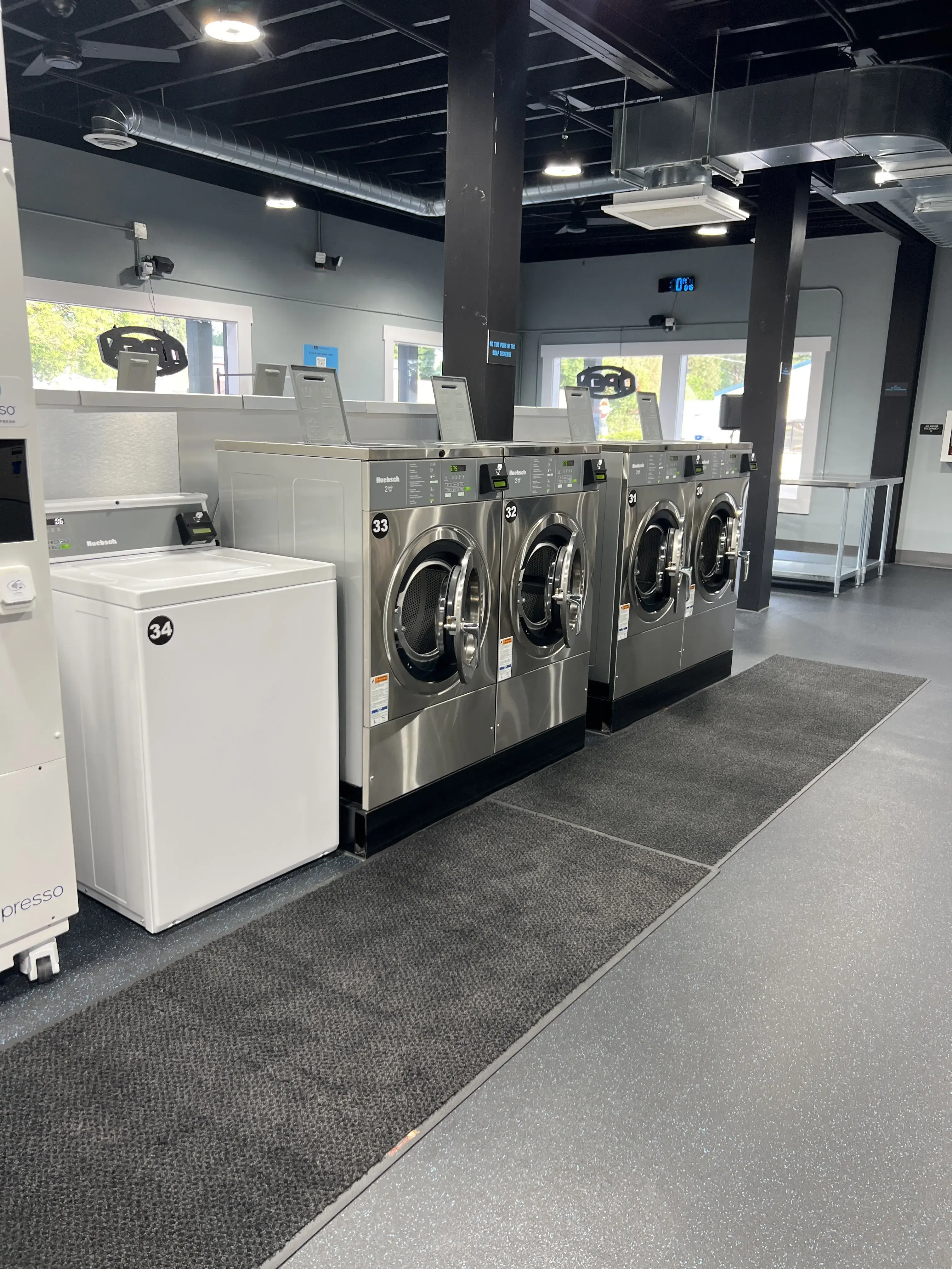 123 LAUNDRY-Laundromat - Image 18