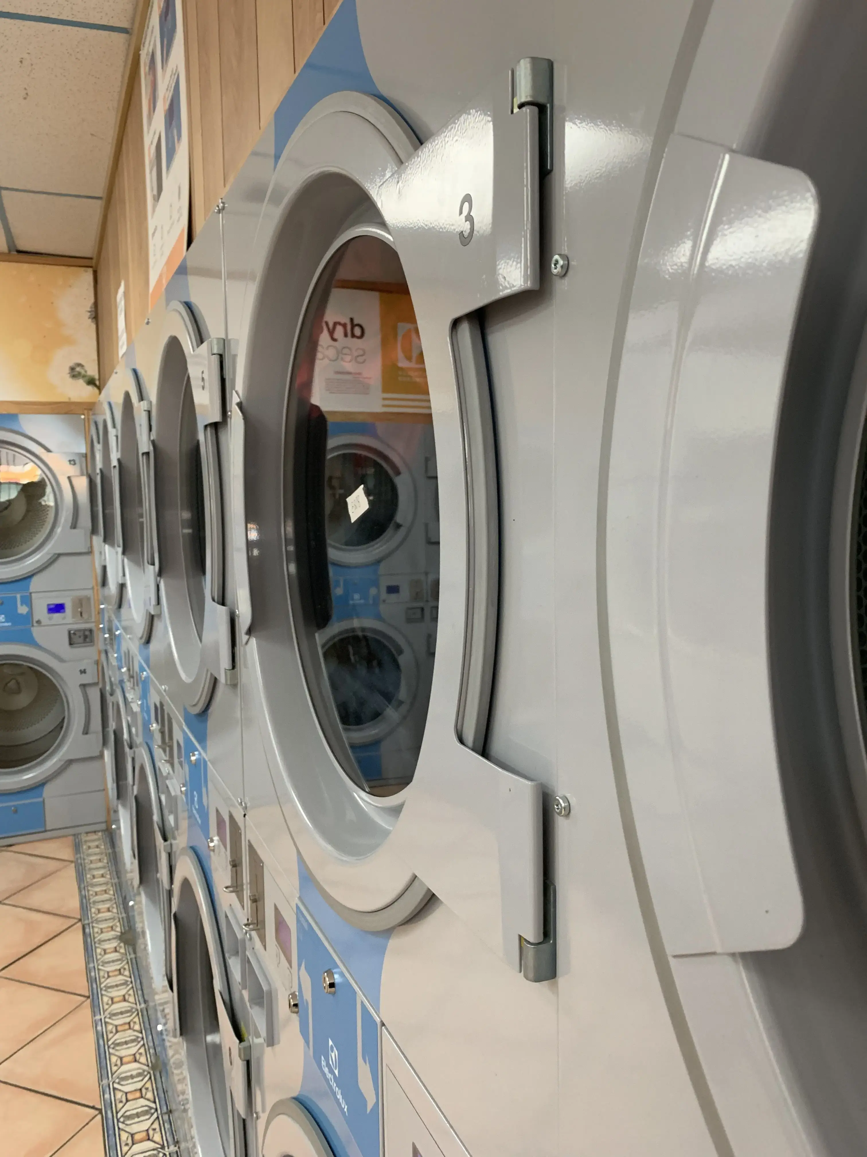 1Eco Coin Laundry & Dry cleaning thumbnail 13