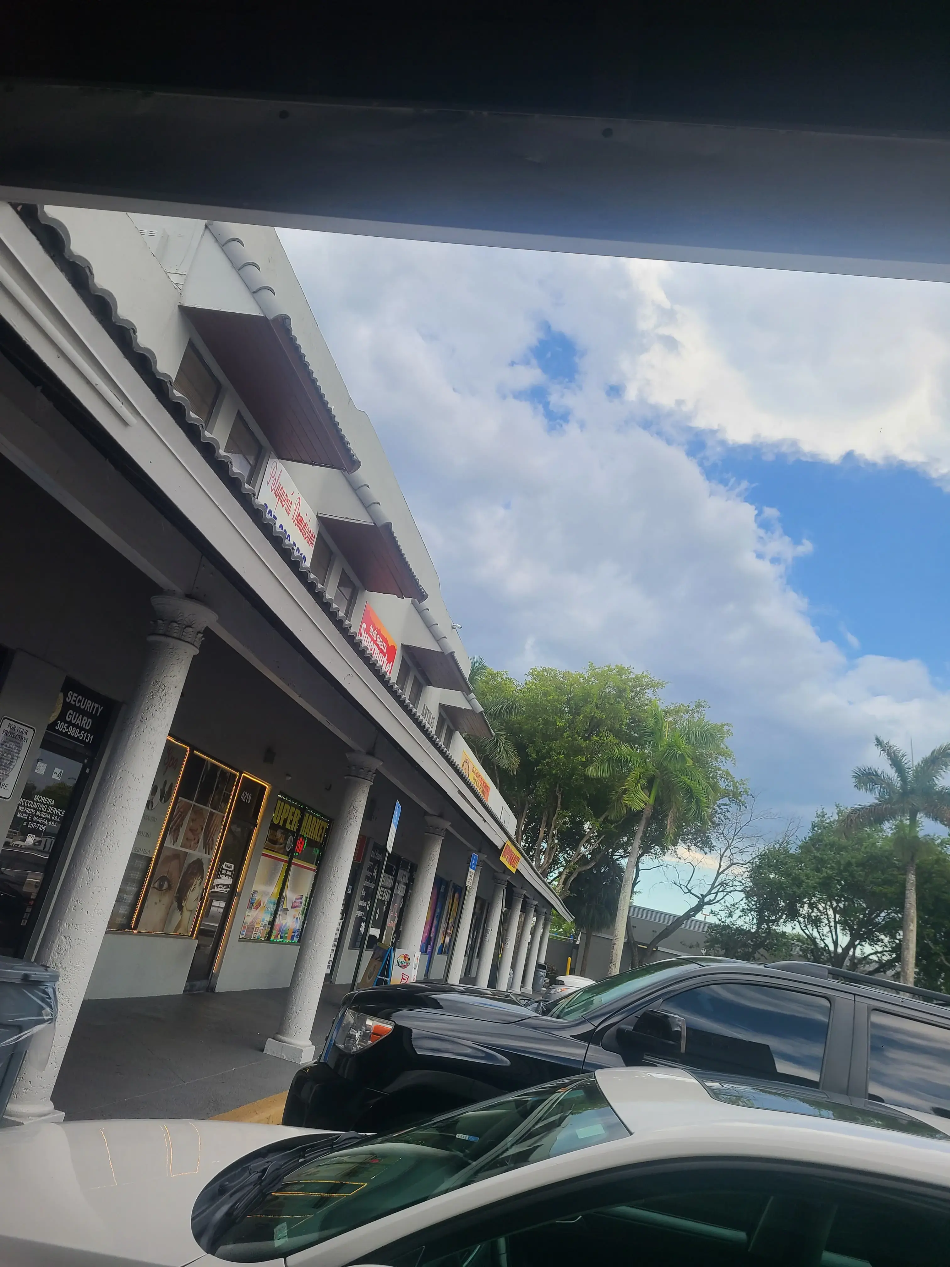 1Eco Coin Laundry & Dry cleaning thumbnail 9