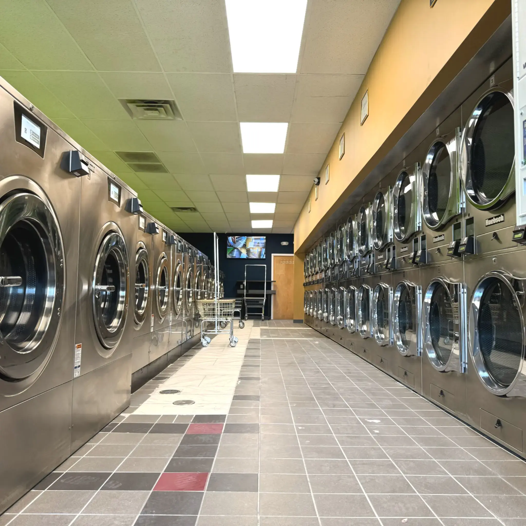 1st Class Laundry - Image 2
