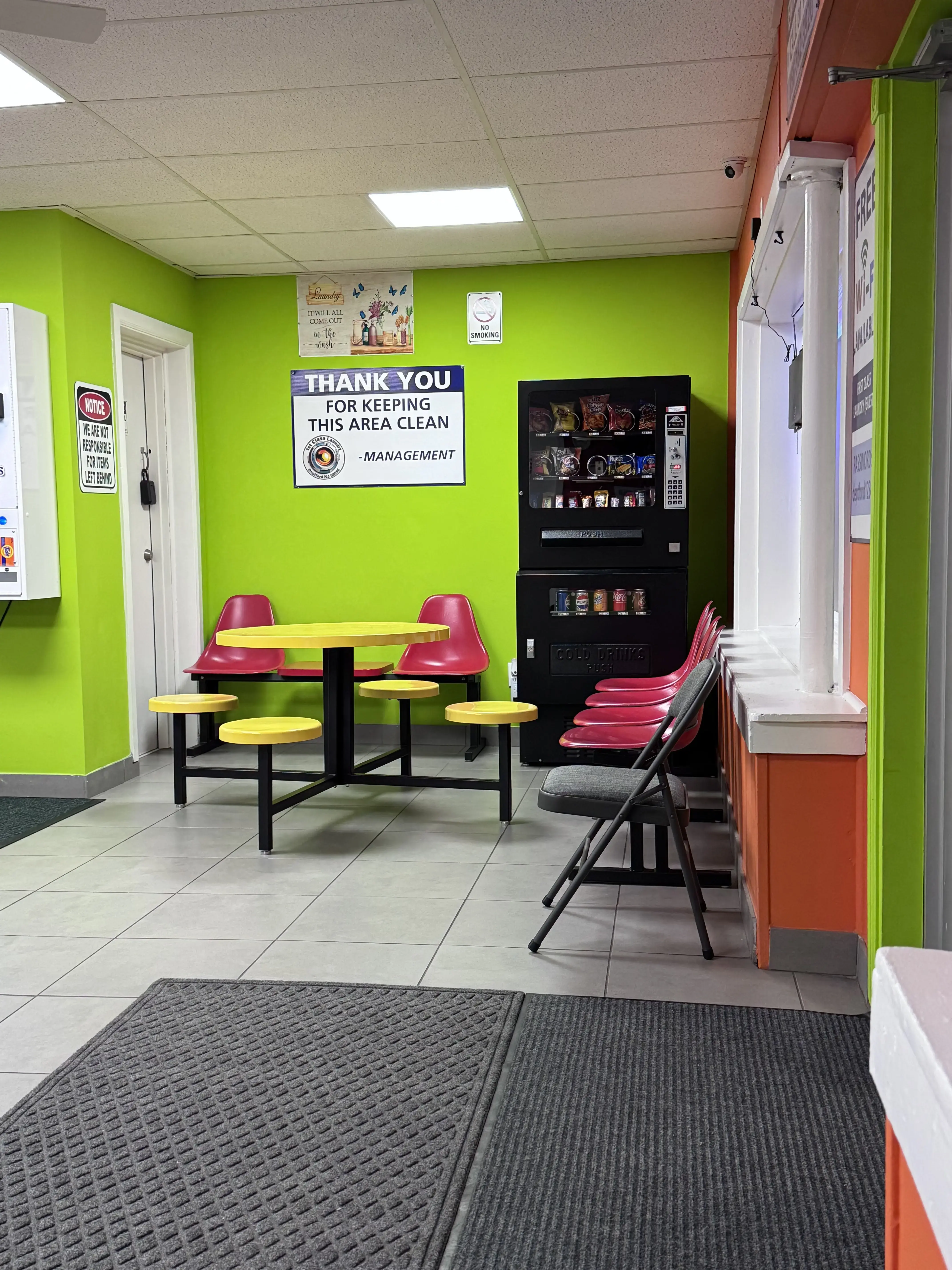 1st Class Laundry thumbnail 17