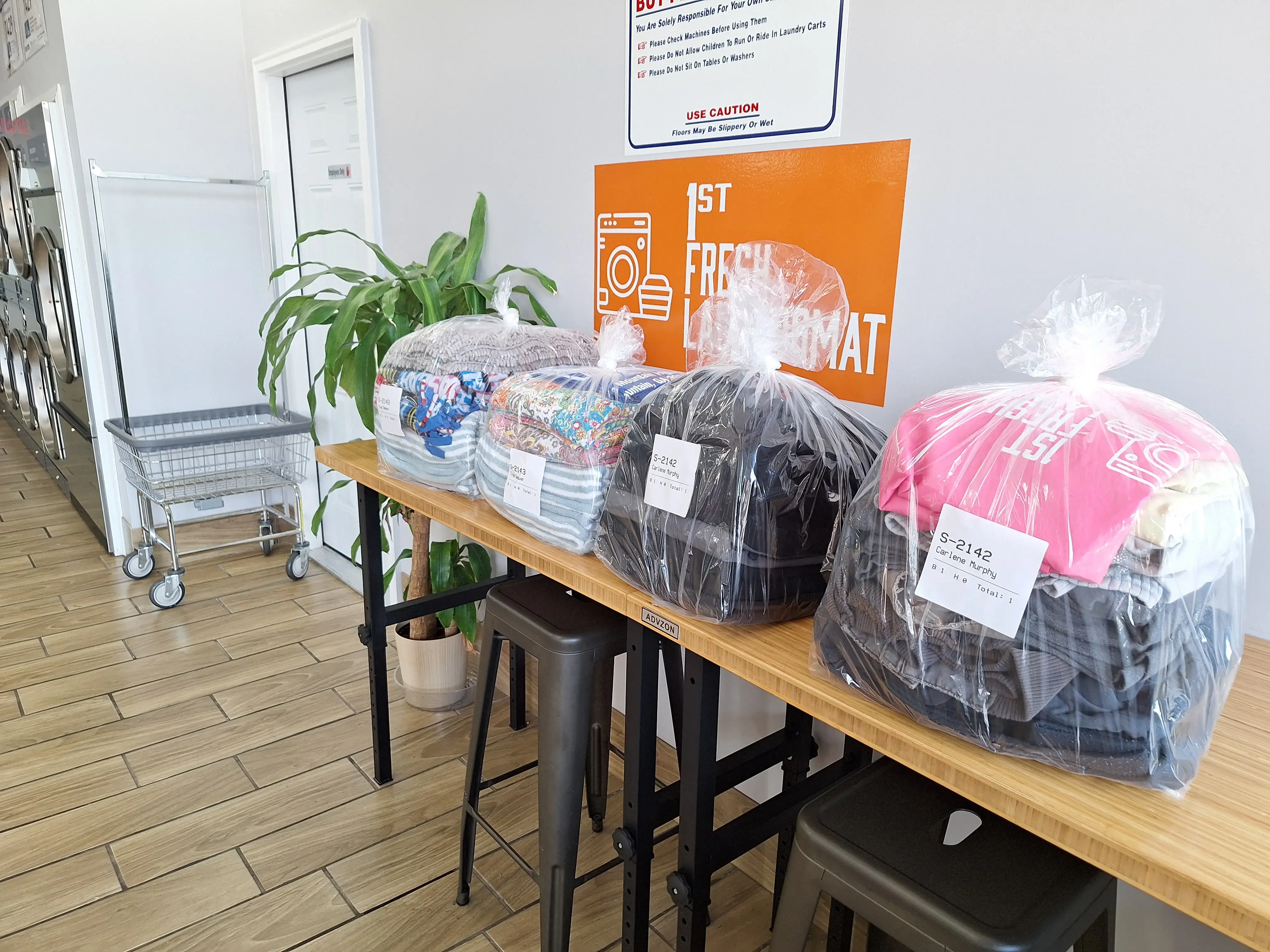 1st Fresh Laundromat - Image 13