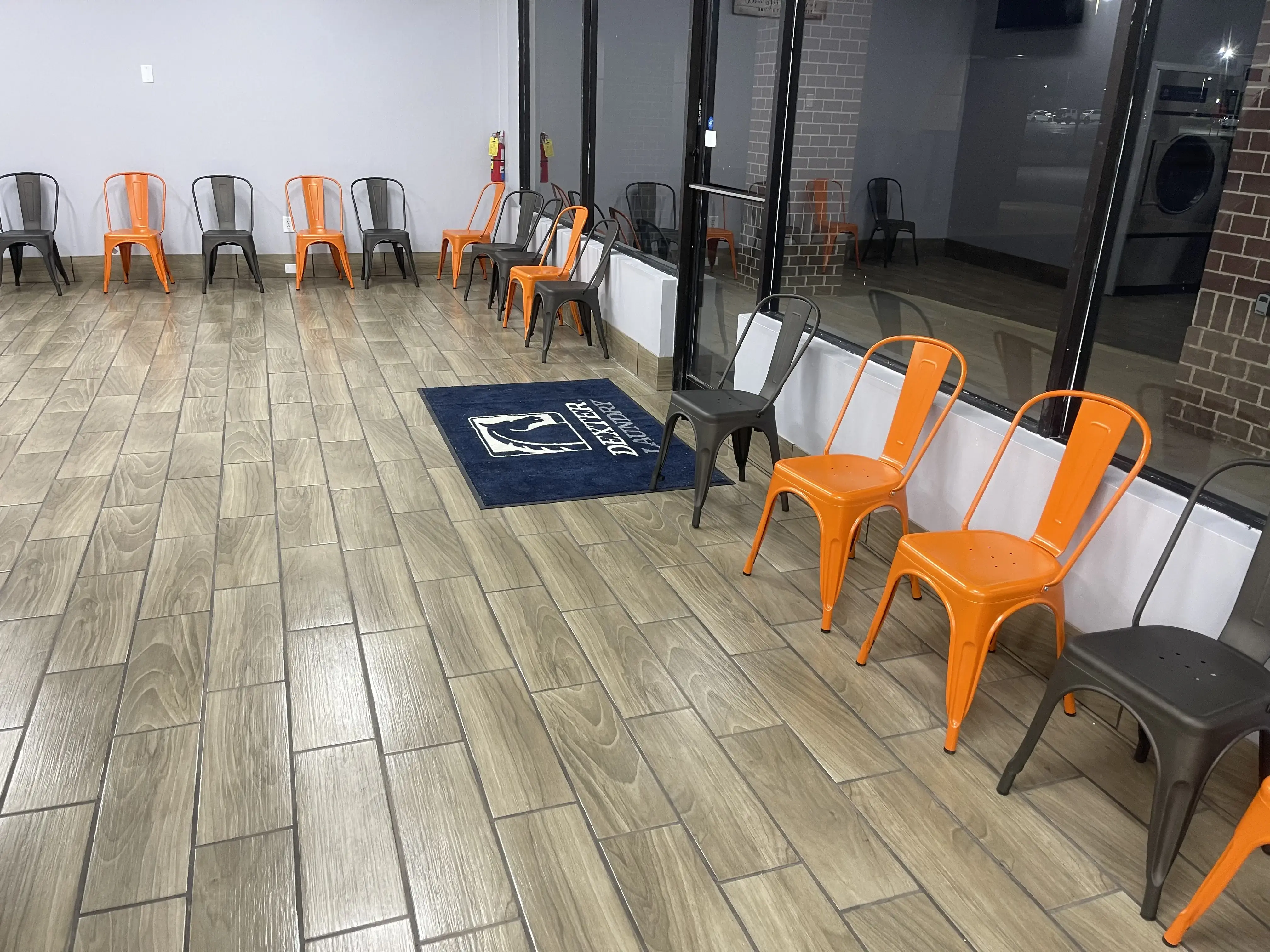 1st Fresh Laundromat - Image 18