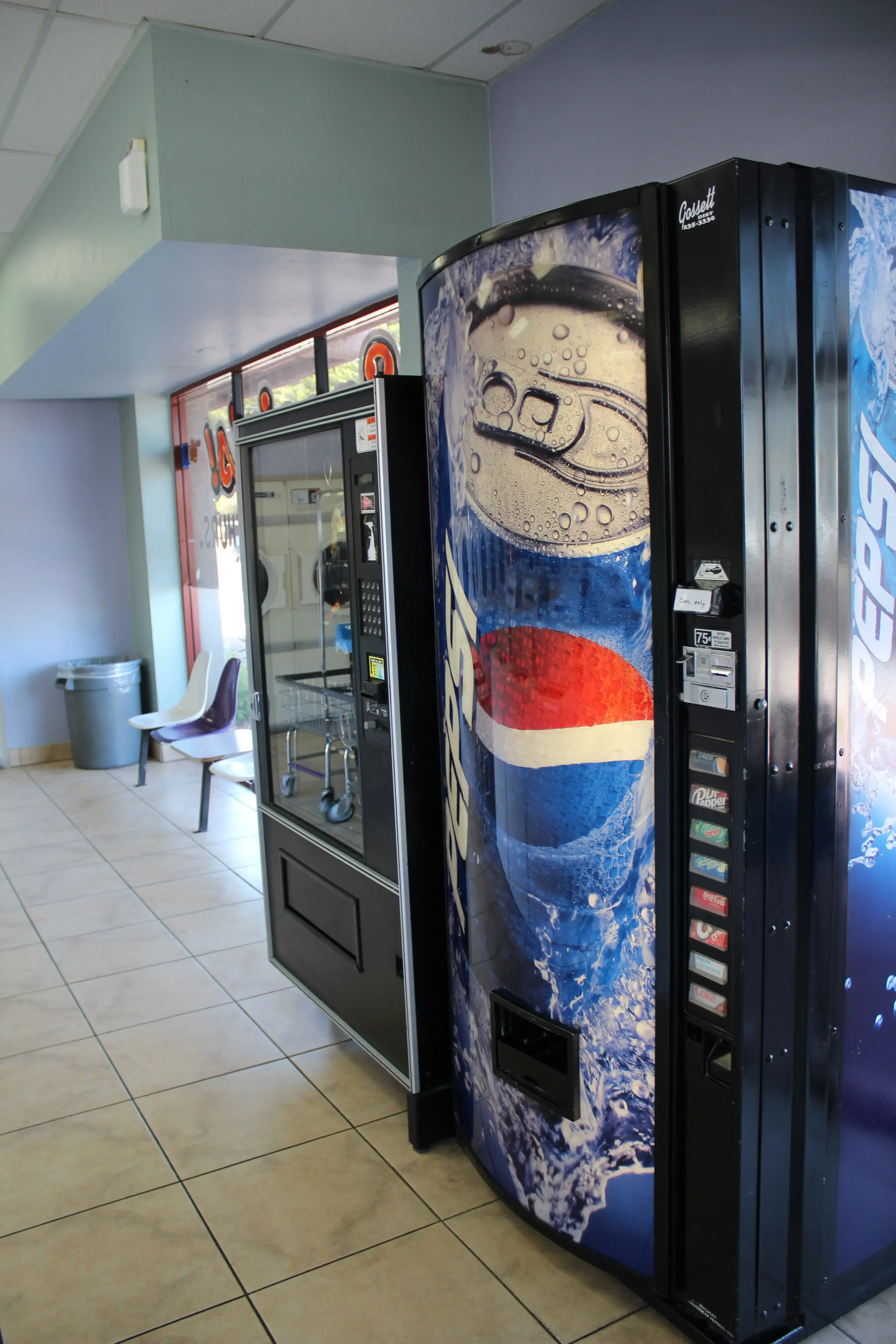 1st & Prince Laundromat - Image 8