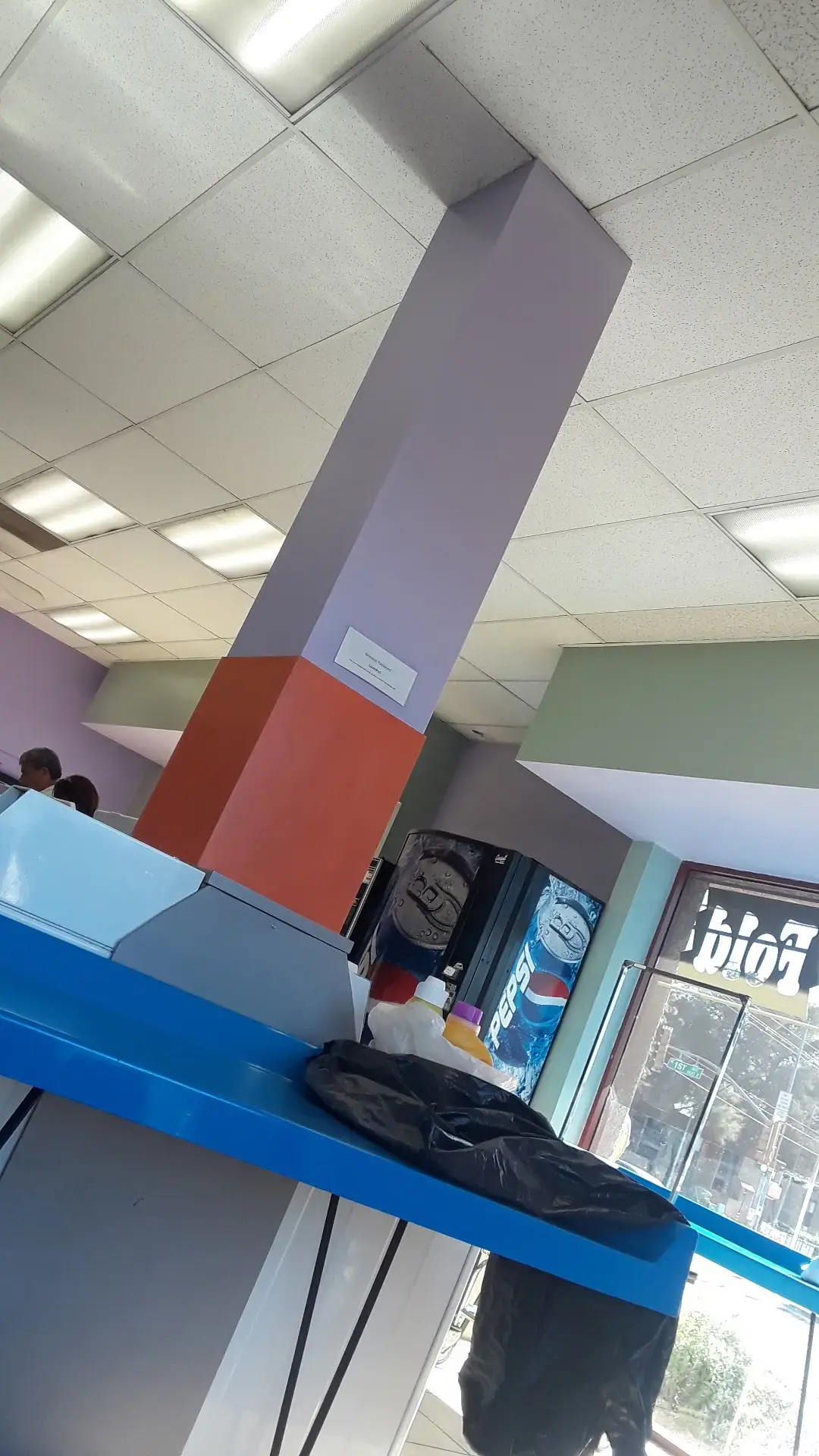 1st & Prince Laundromat thumbnail 18