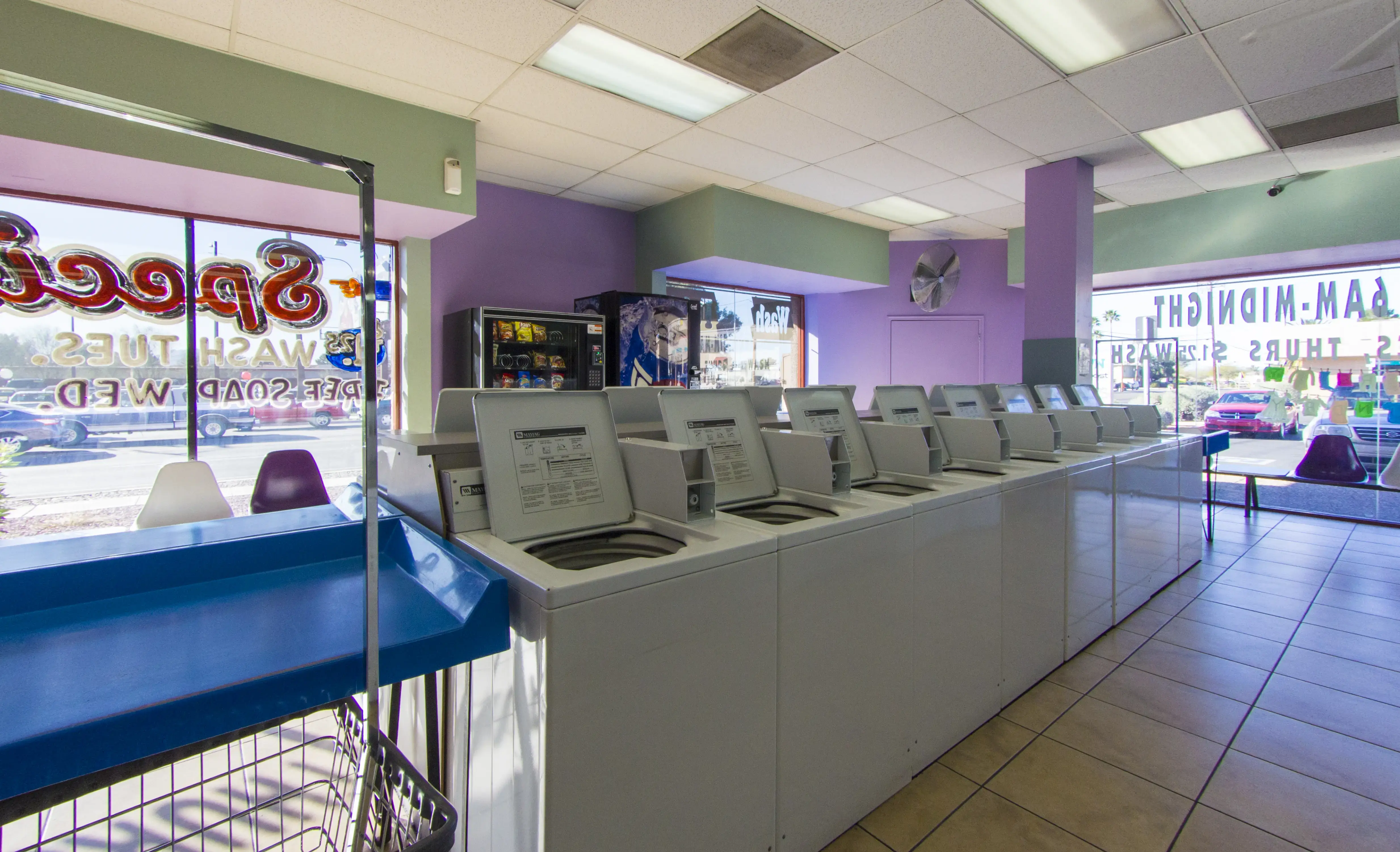 1st & Prince Laundromat - Image 5