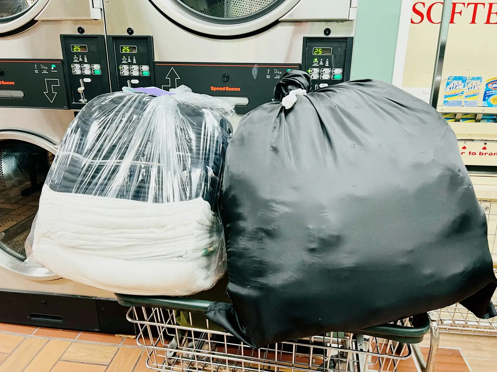 2 Boys Laundromat - Image 19