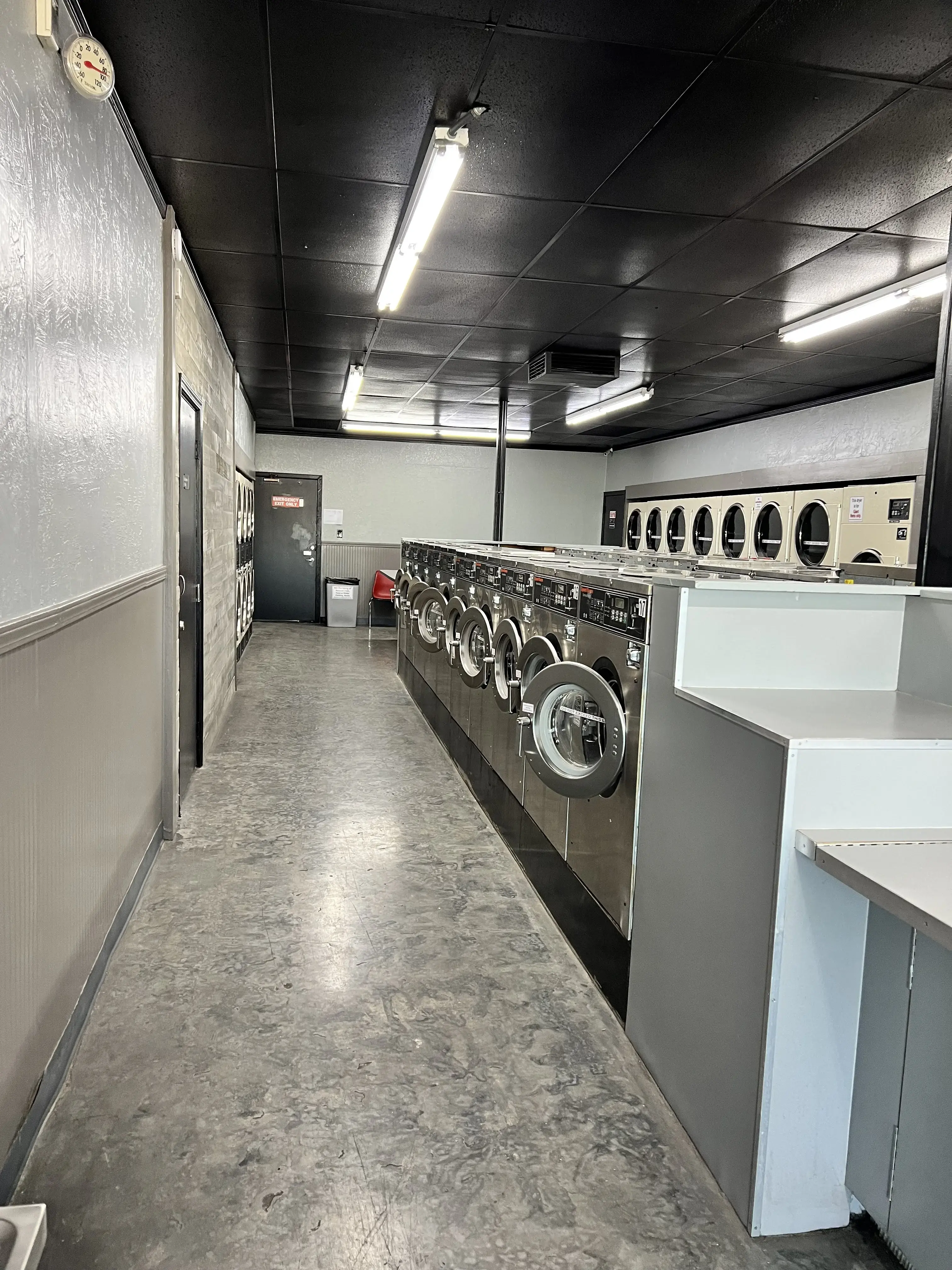 209 Wash Depot - Image 3