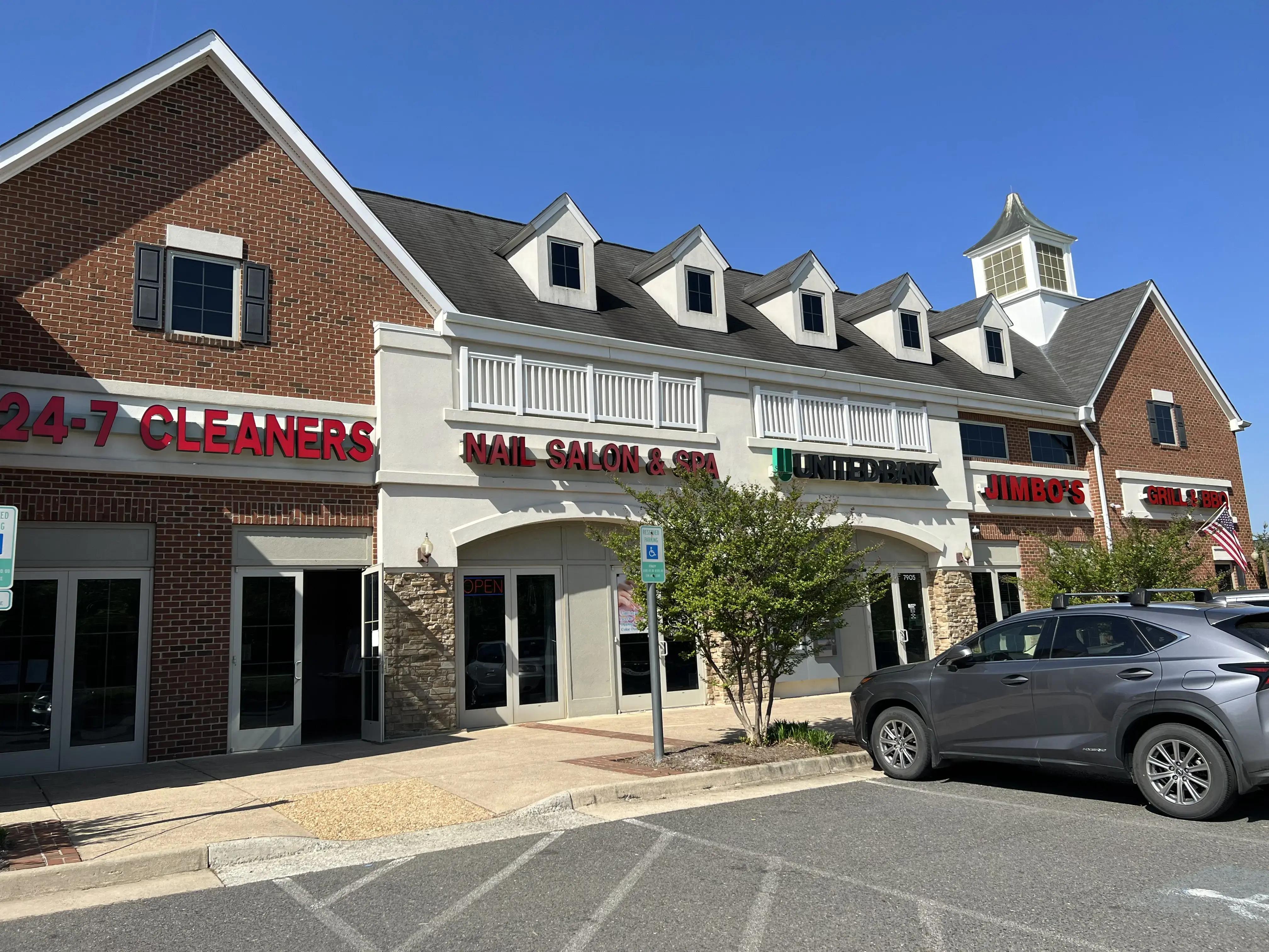 24-7 Dry Cleaners - Image 7