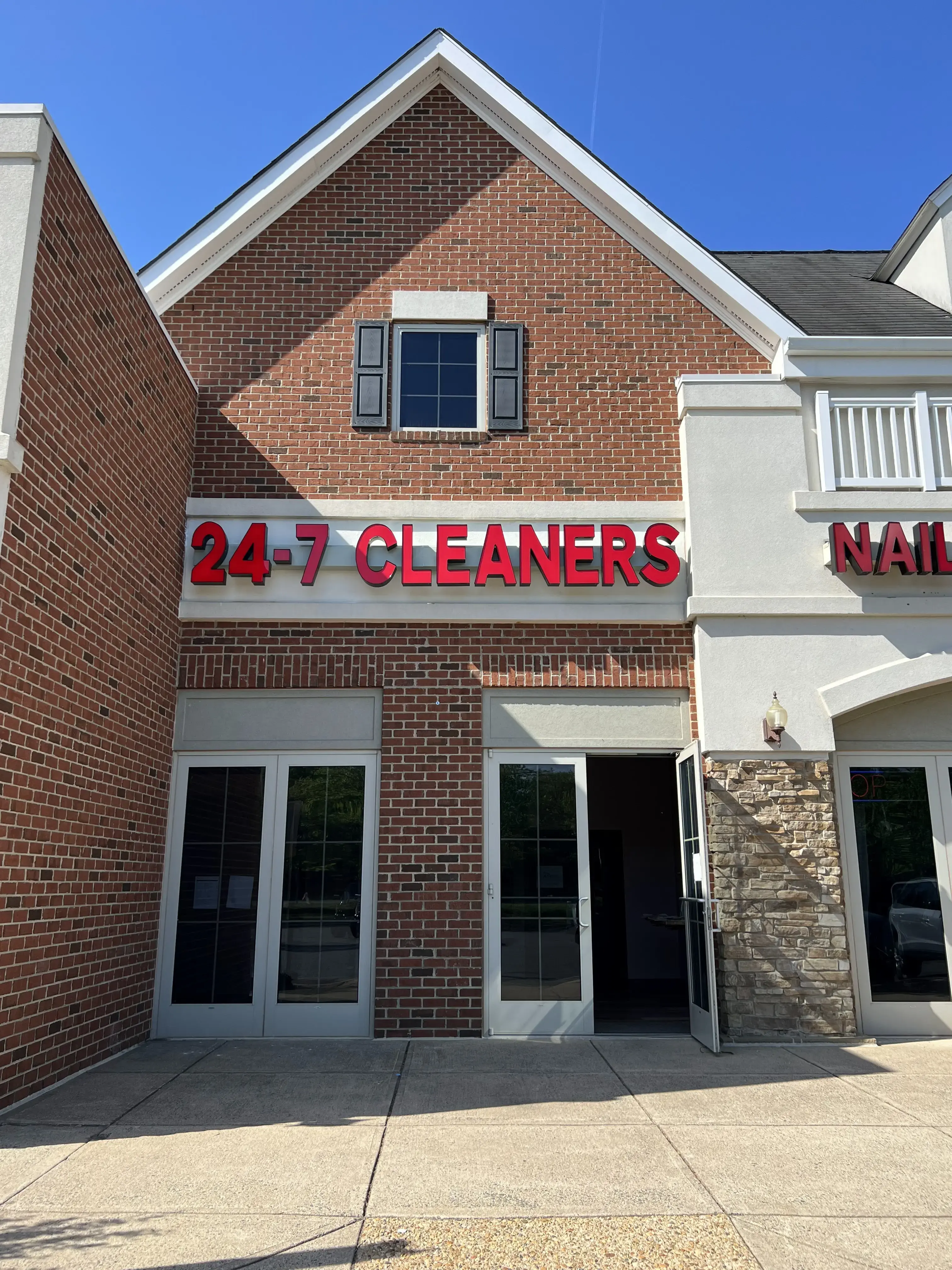 24-7 Dry Cleaners - Image 17