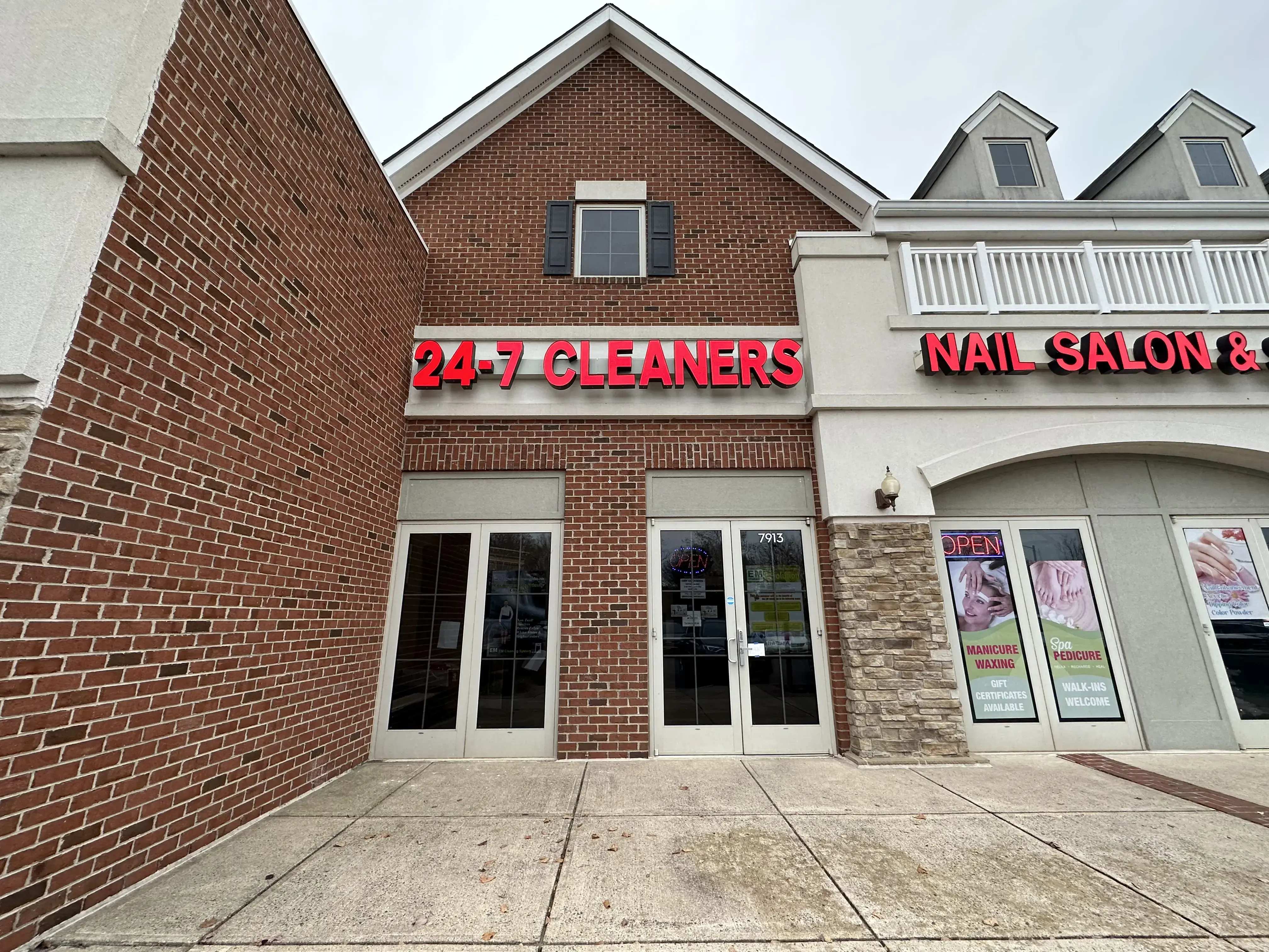 24-7 Dry Cleaners - Image 16