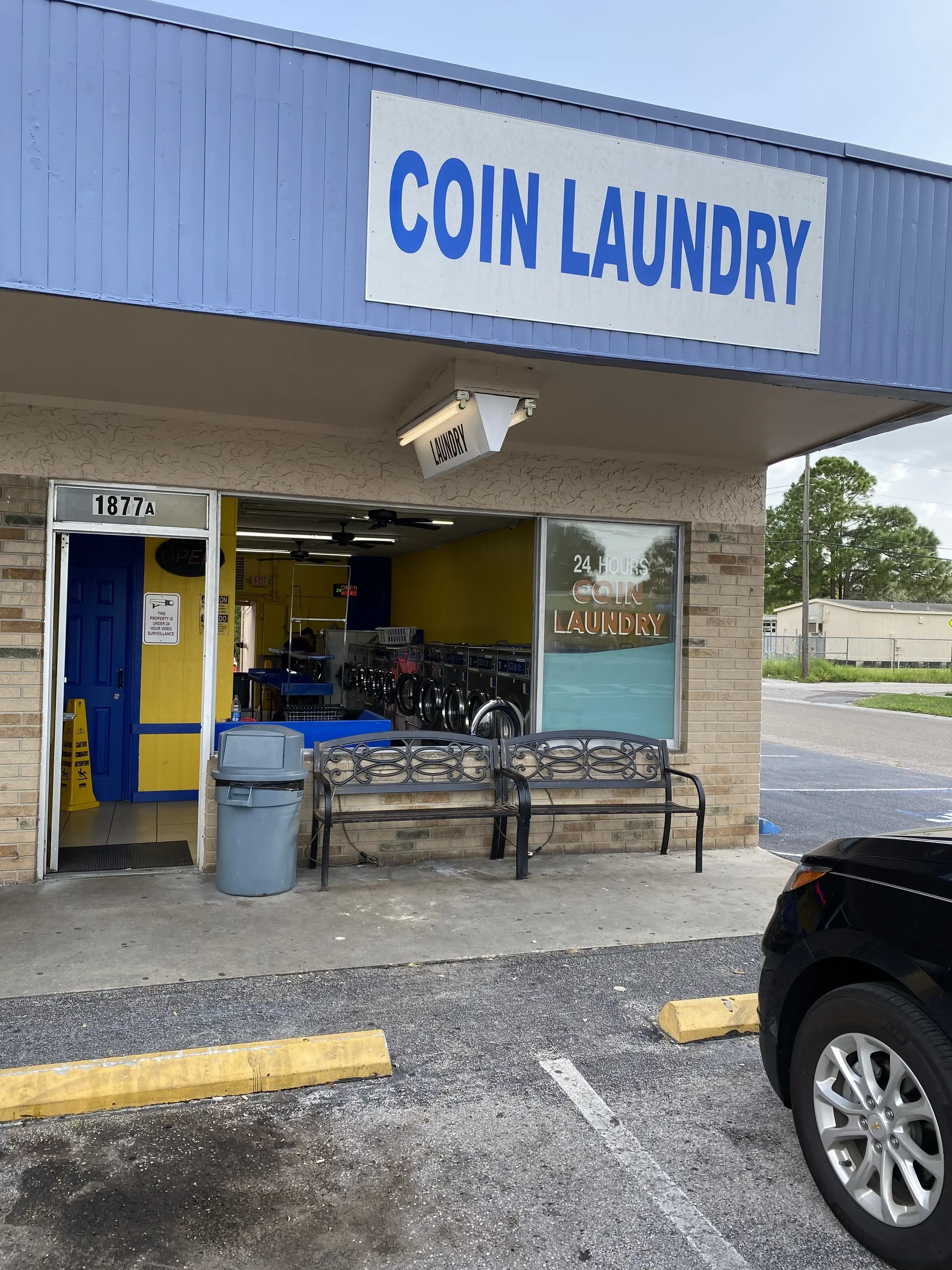 24 Hour Coin Laundry thumbnail 6