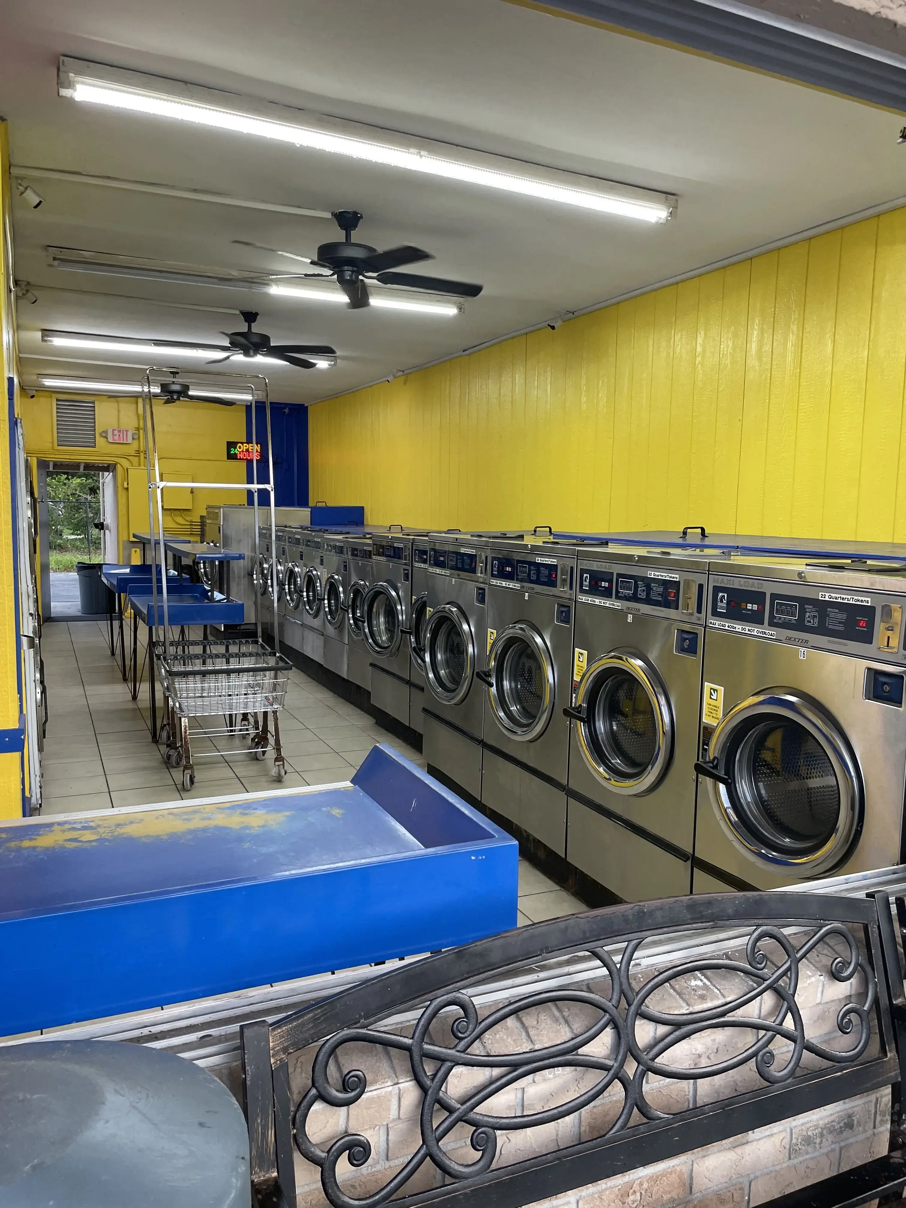 24 Hour Coin Laundry location