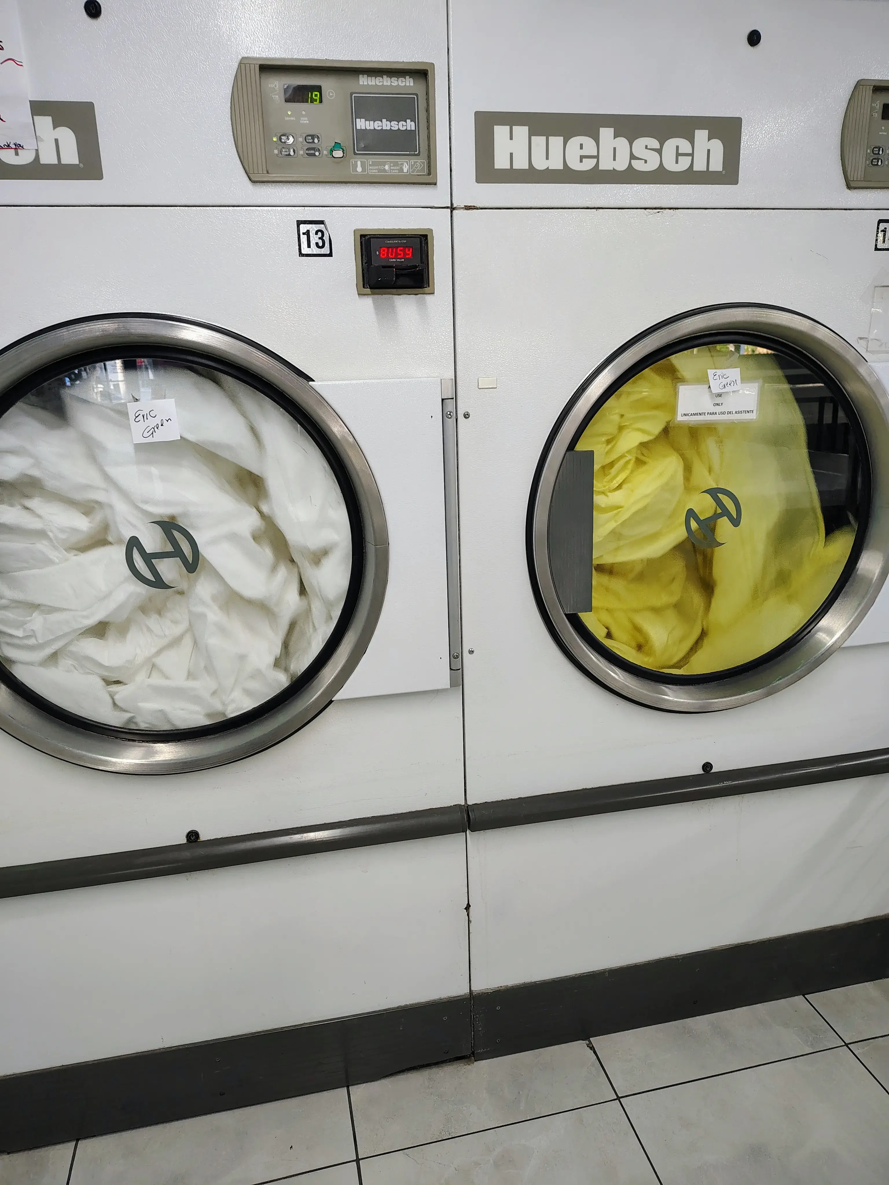 24-hour JUMBO Machine Laundromat - Image 8
