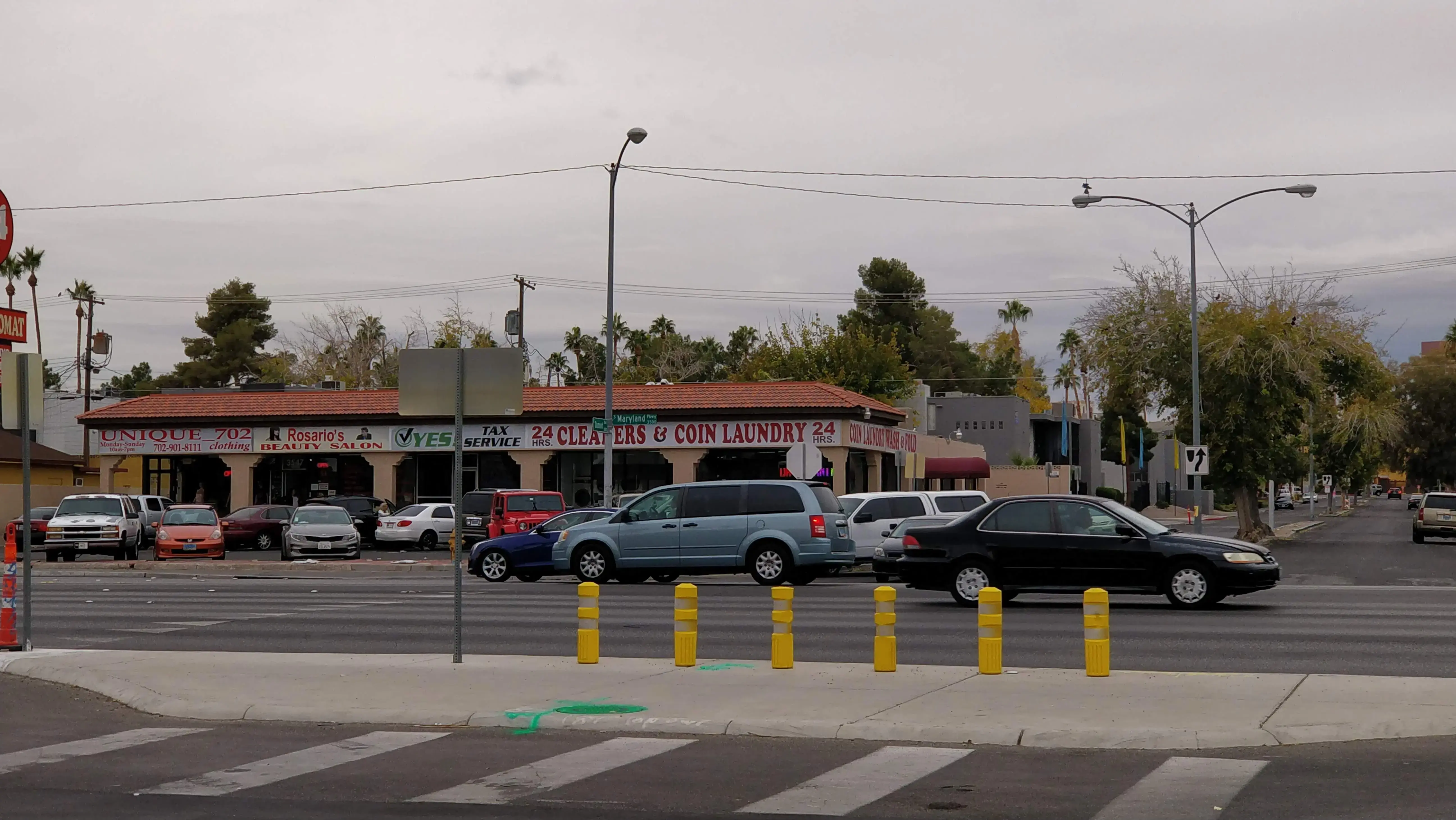24 Hour Laundromat thumbnail 6