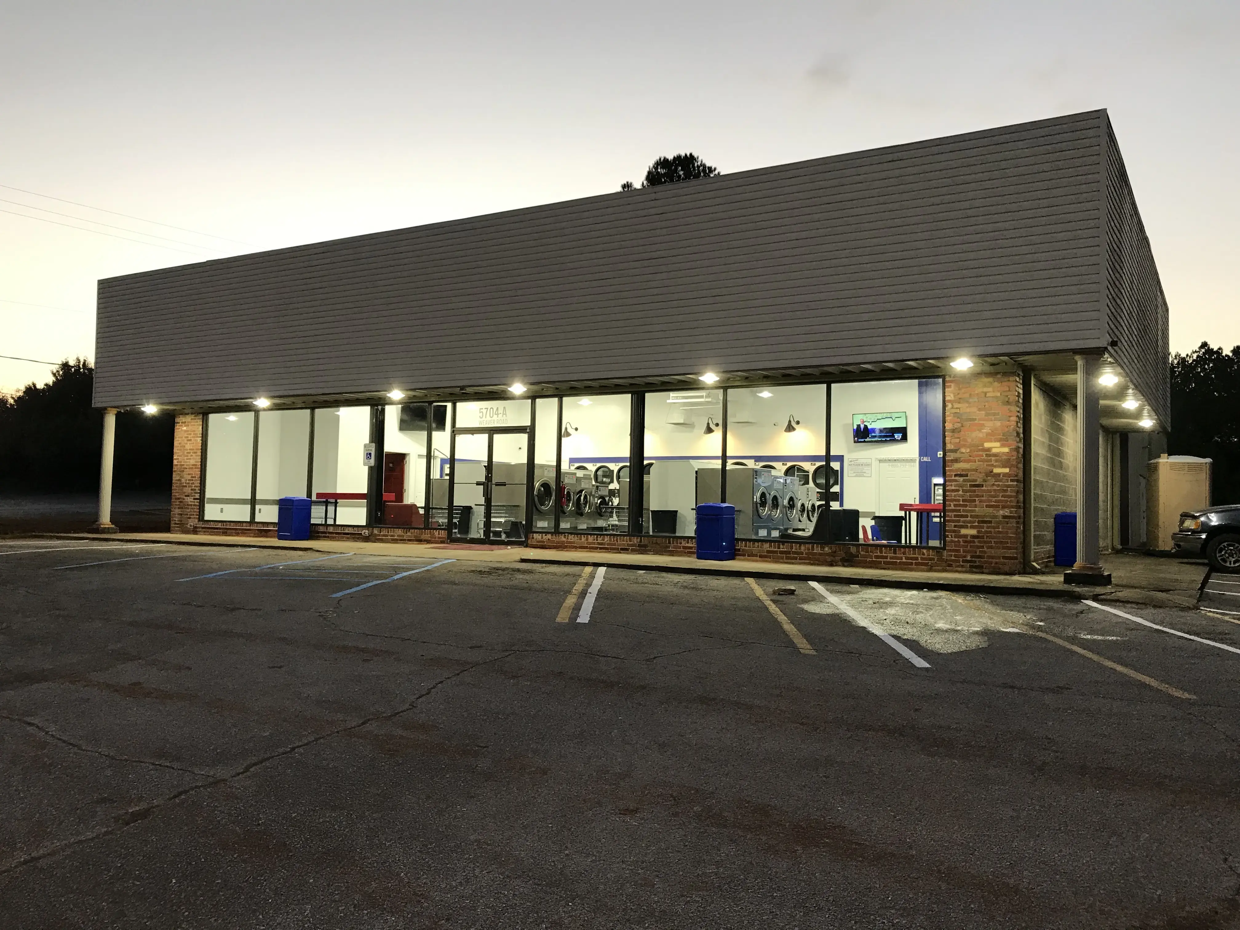 24 Hour Laundromat Near Me thumbnail 2