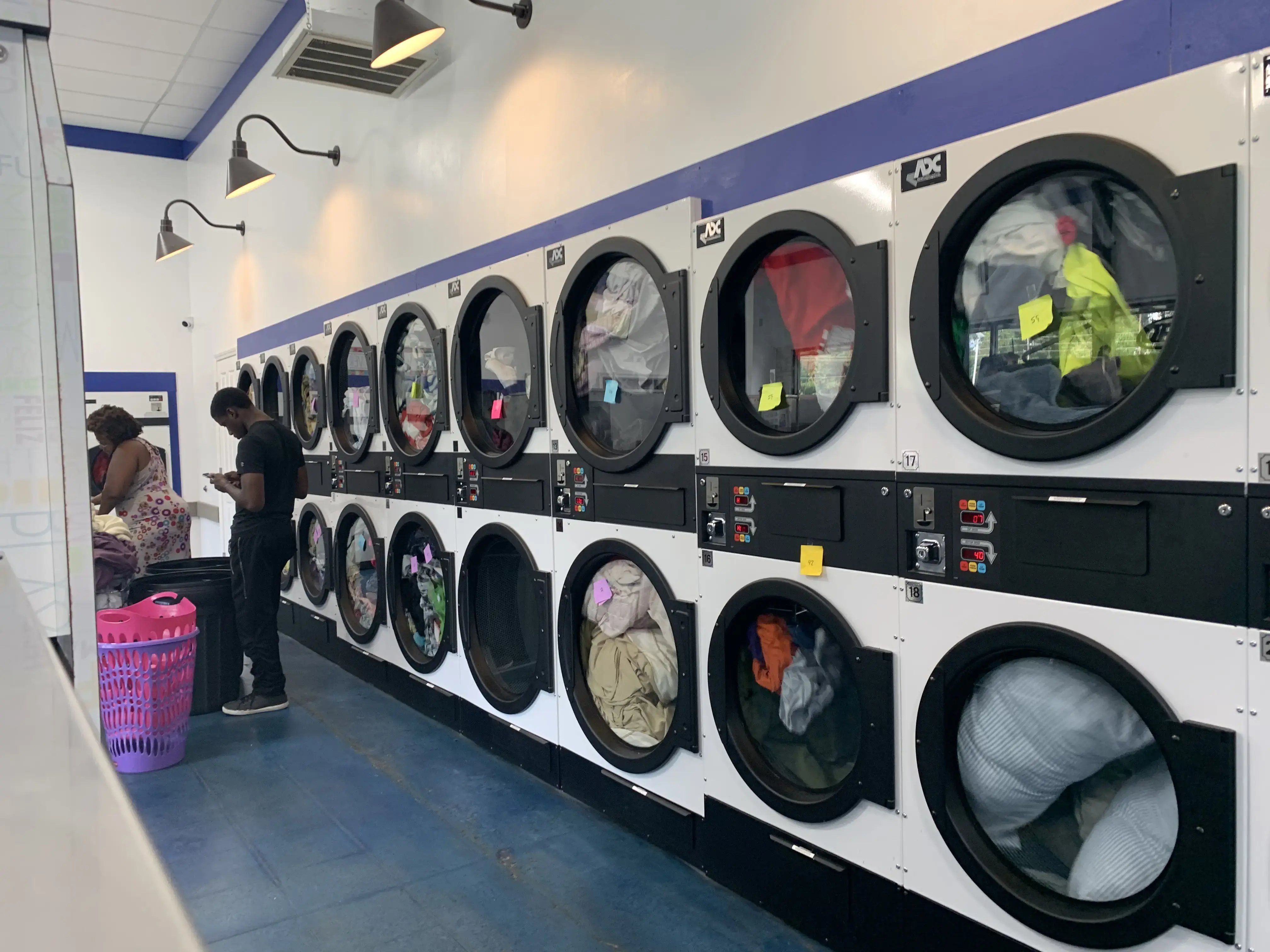 24 Hour Laundromat Near Me location