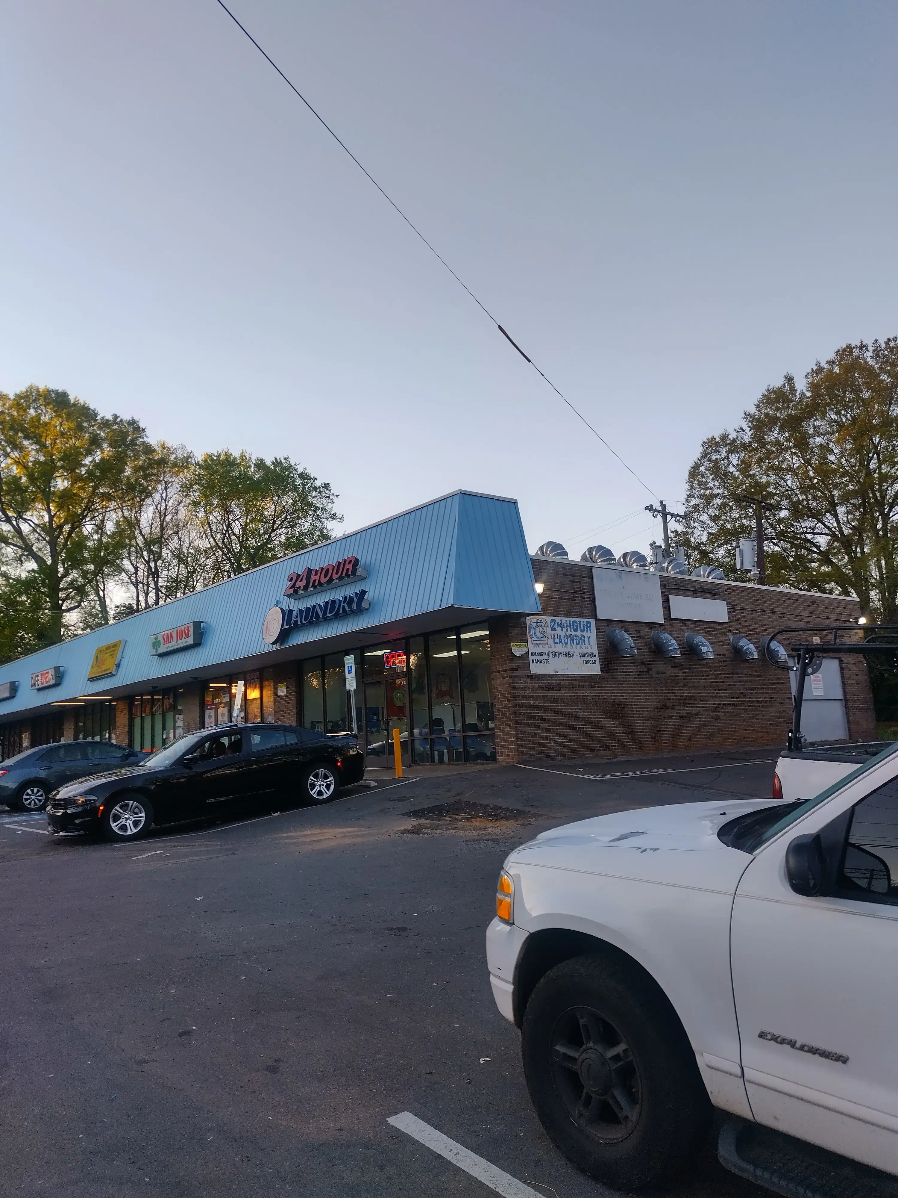 24 Hour laundry - Image 4