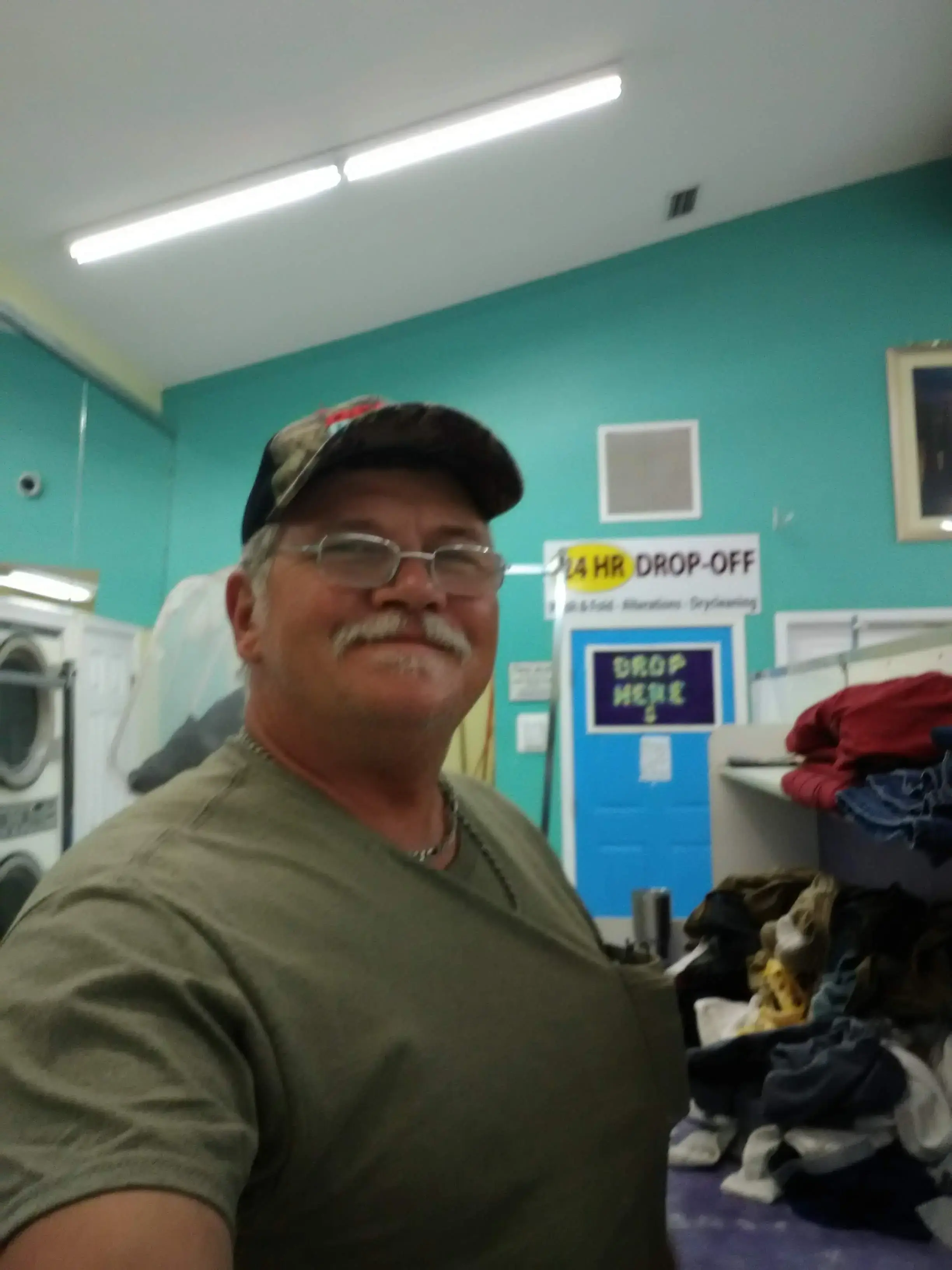 24 Hour Laundry Zone - Image 15