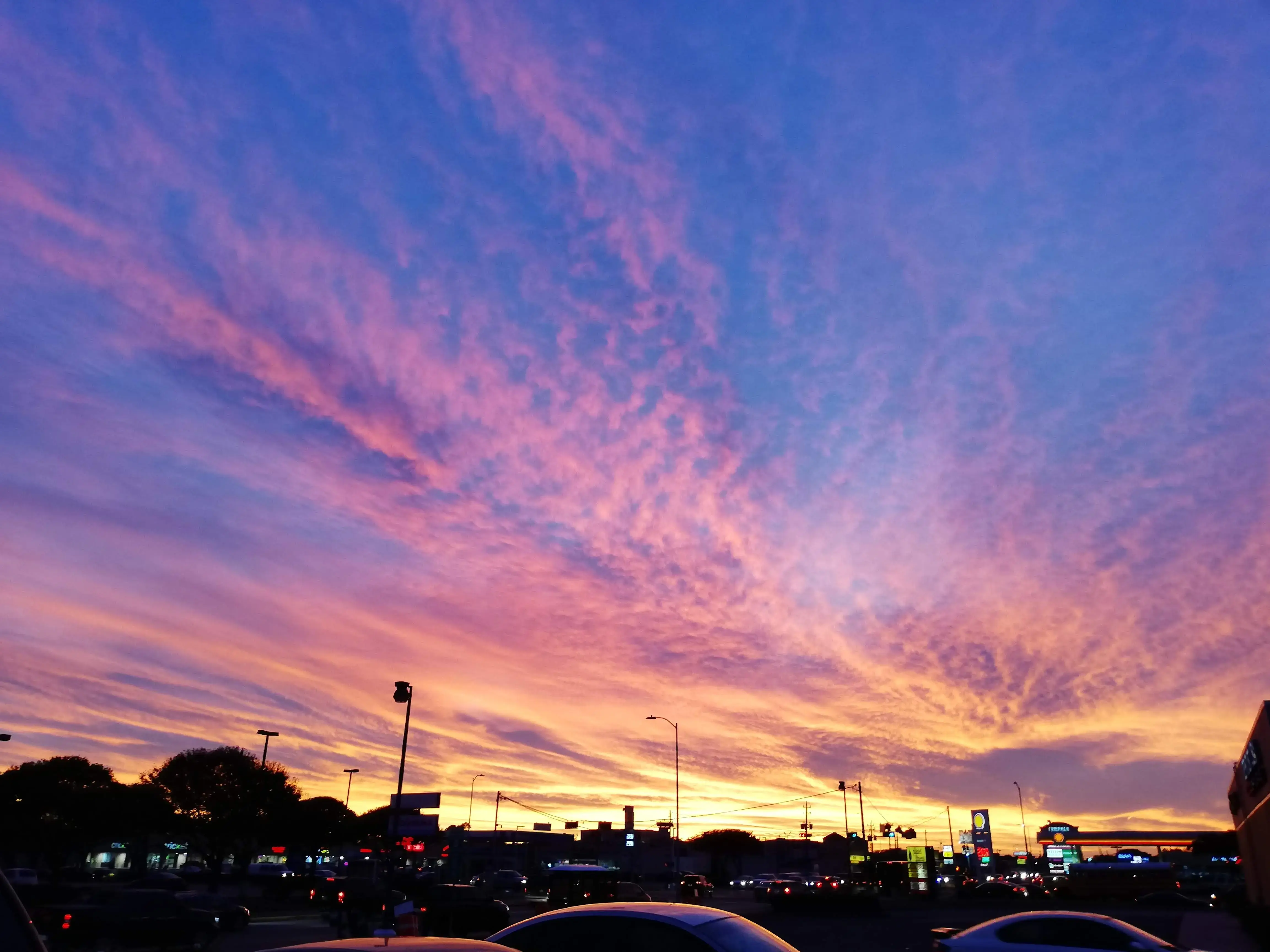 24 Hour Washateria - Image 15