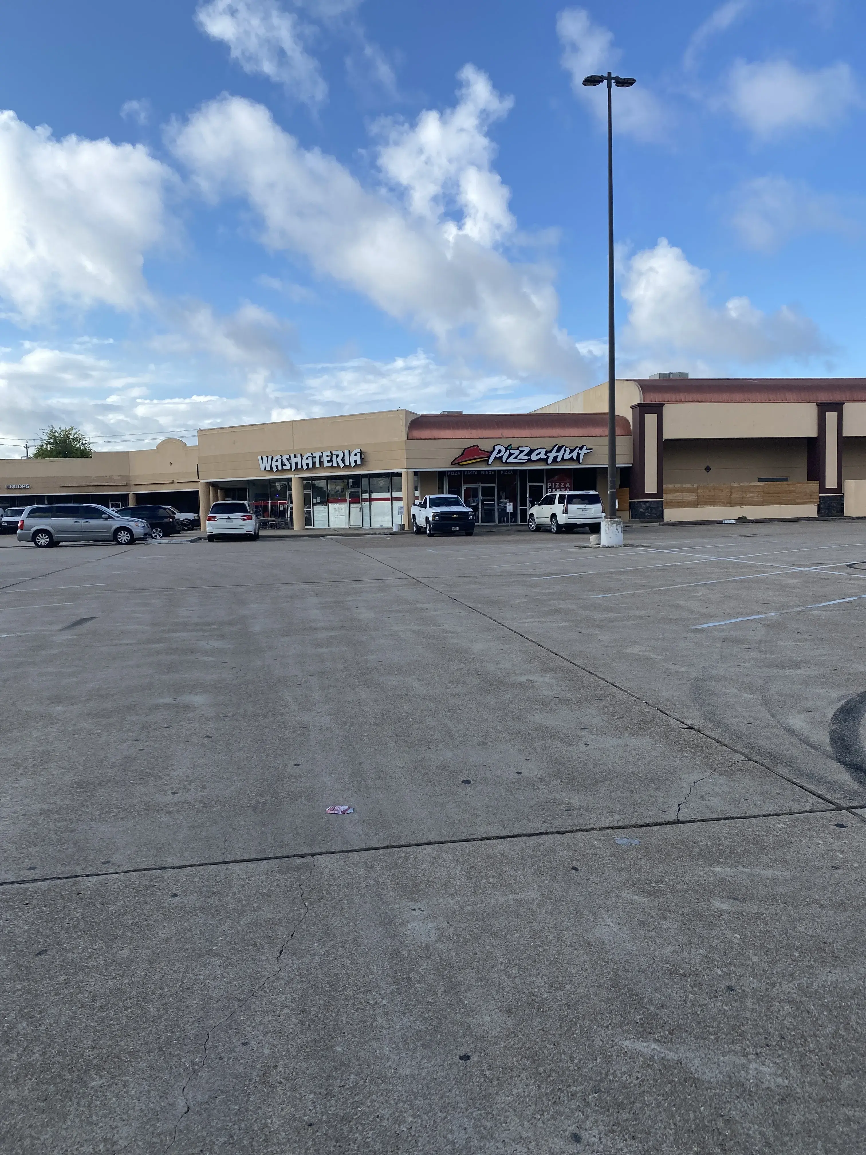 24 Hour Washateria thumbnail 9