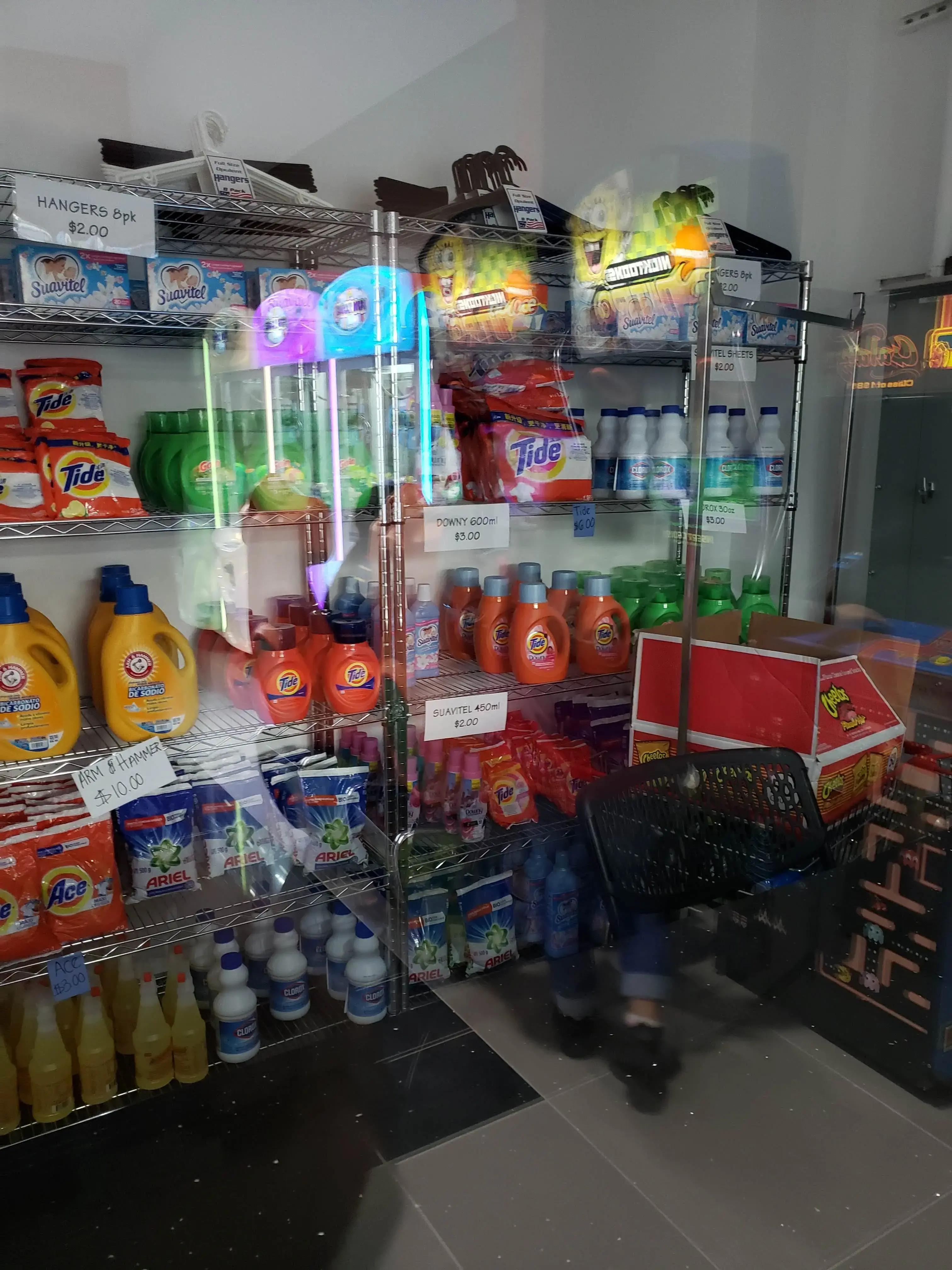 24 HR coin laundry - Image 3