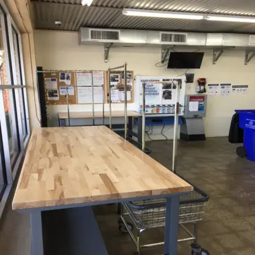 24 Hr Meadowthorpe Laundromat thumbnail 4