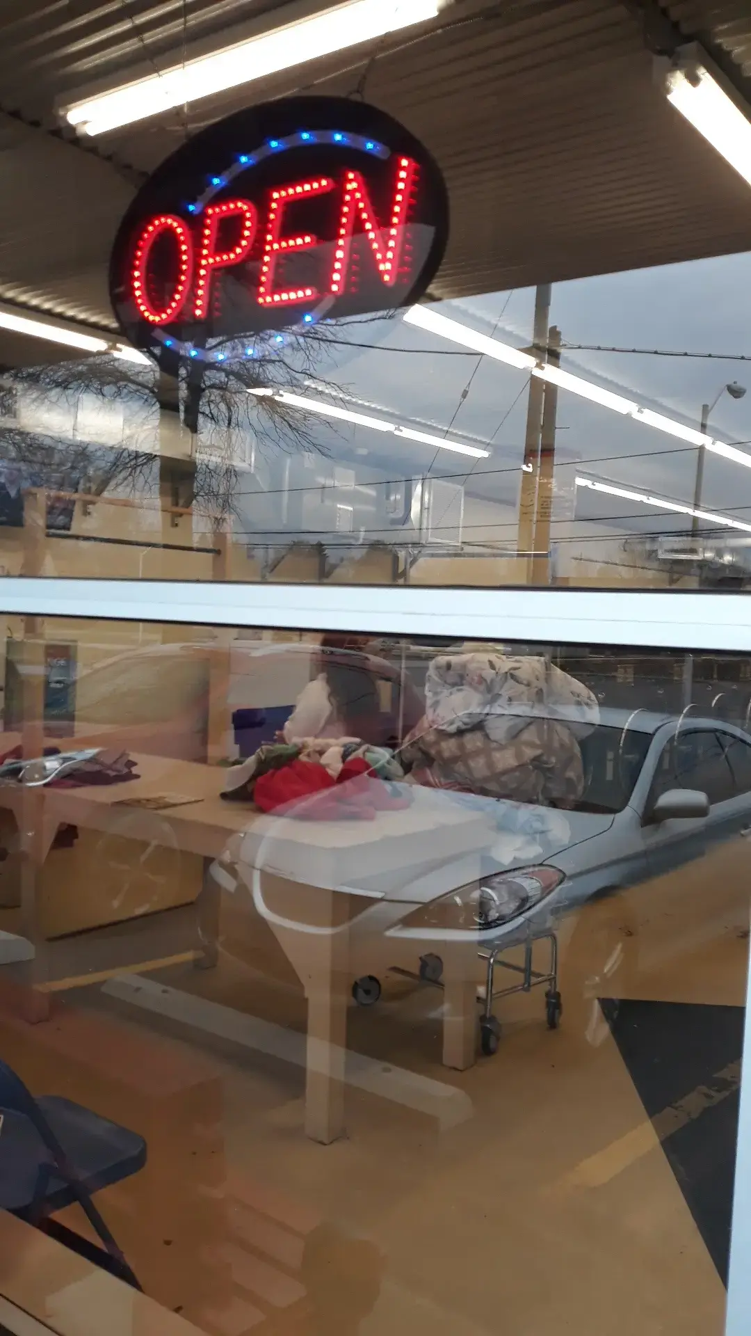 24 Hr Meadowthorpe Laundromat thumbnail 14