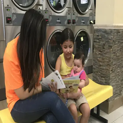 24 Hr Meadowthorpe Laundromat - Image 17