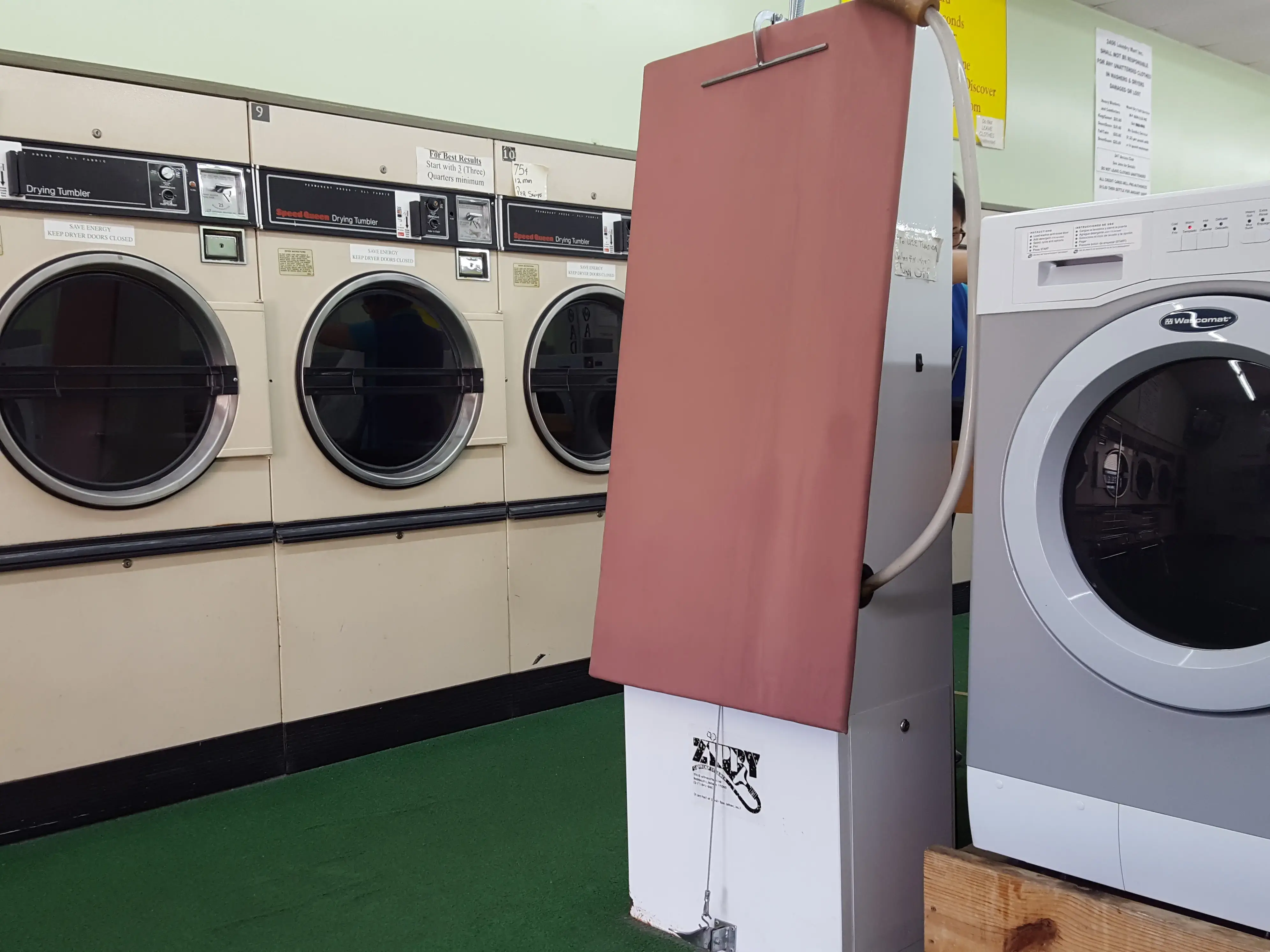 2406 Laundrymart - Image 15