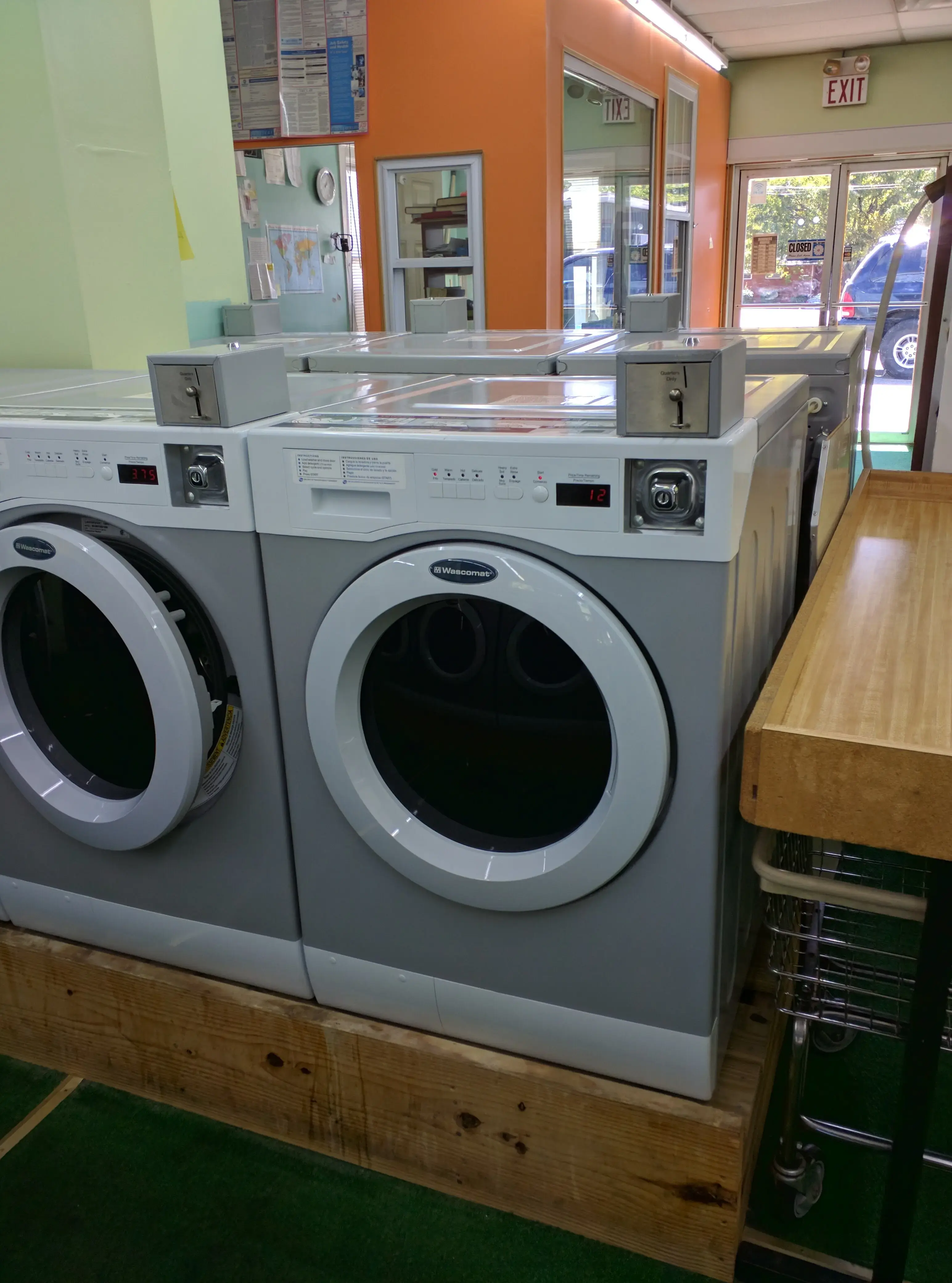 2406 Laundrymart - Image 18