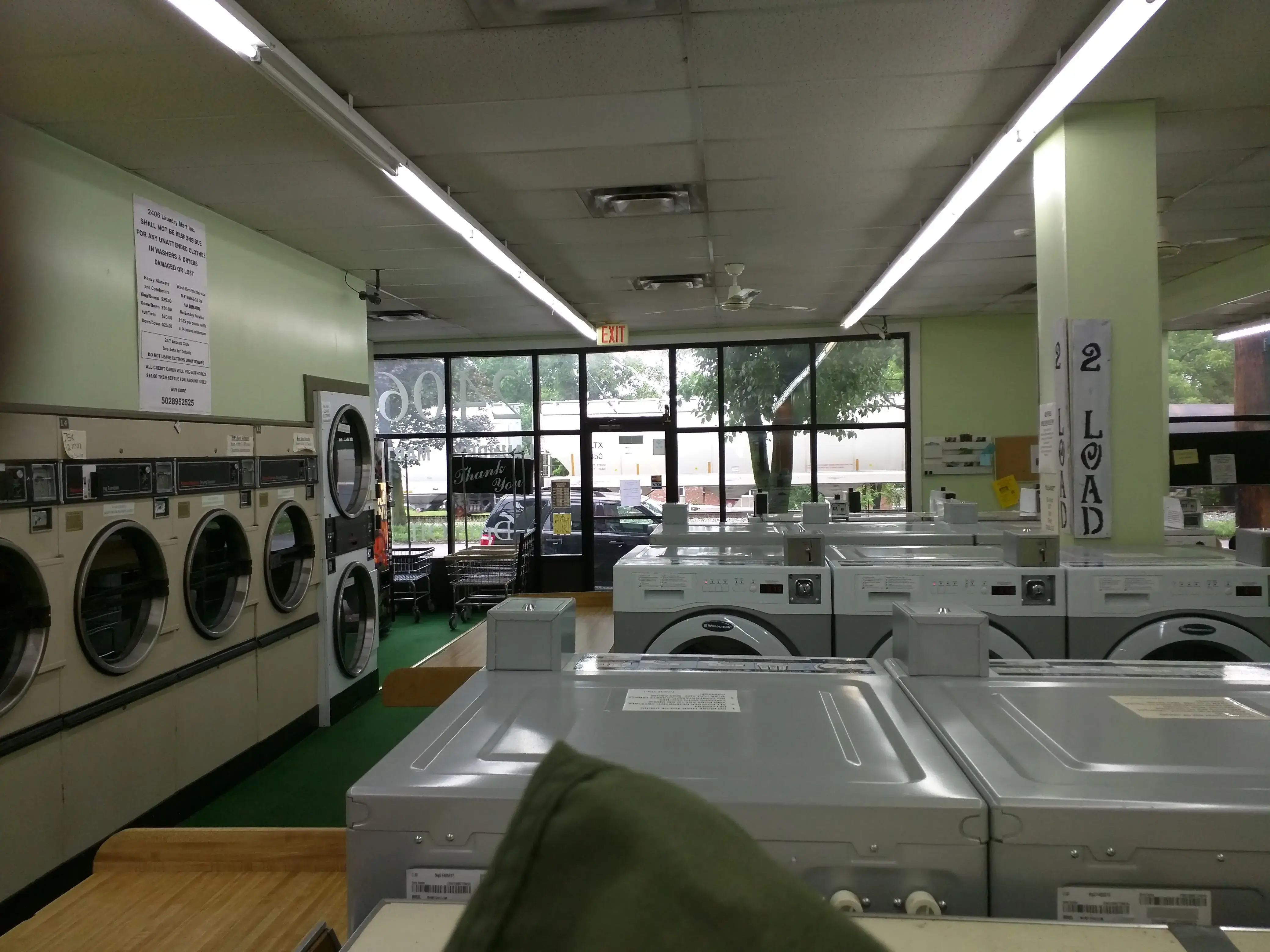 2406 Laundrymart thumbnail 11