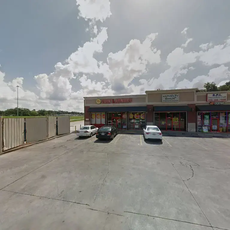 24/7 Coin Laundry - Image 16
