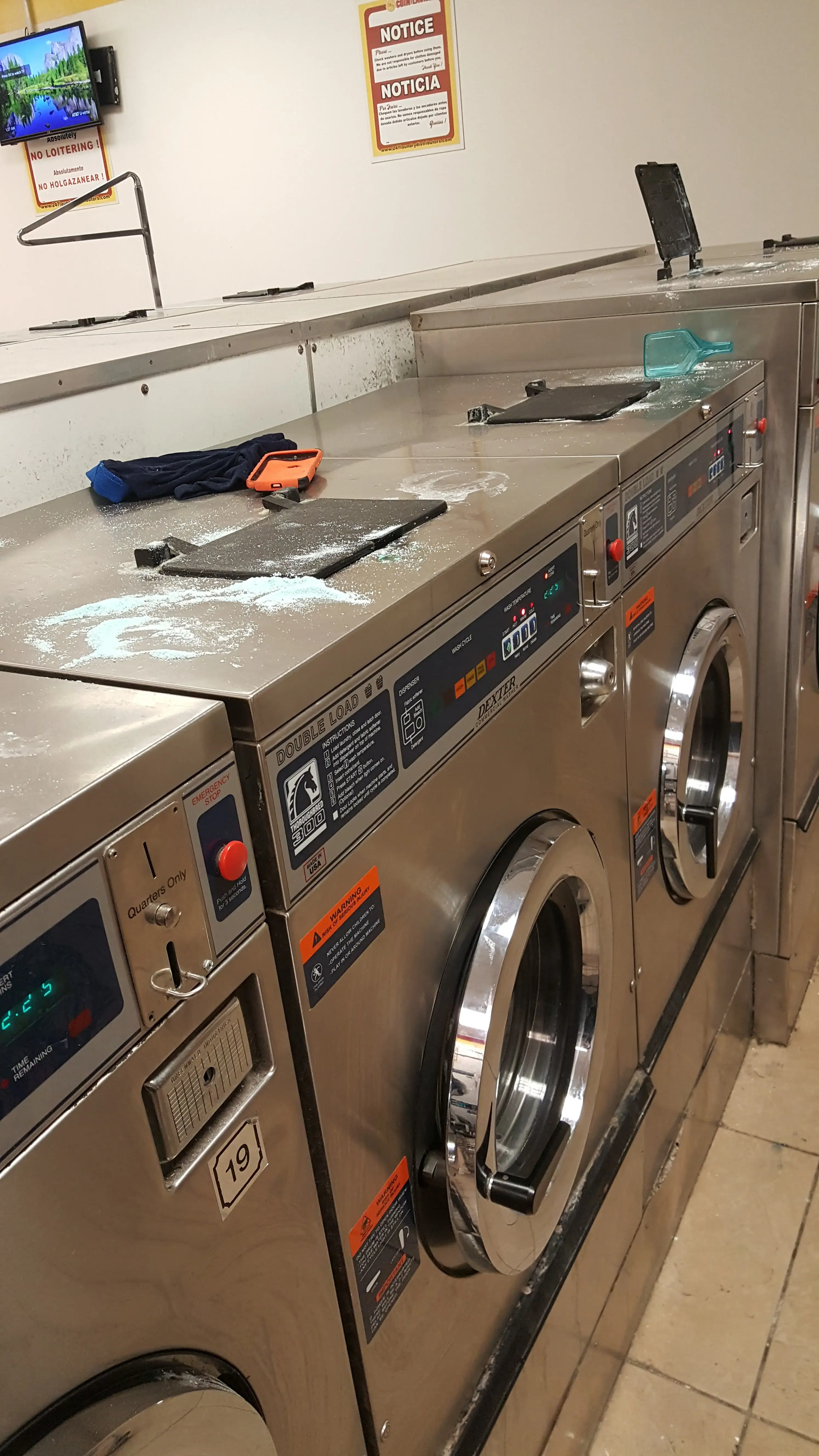 24/7 Coin Laundry thumbnail 7