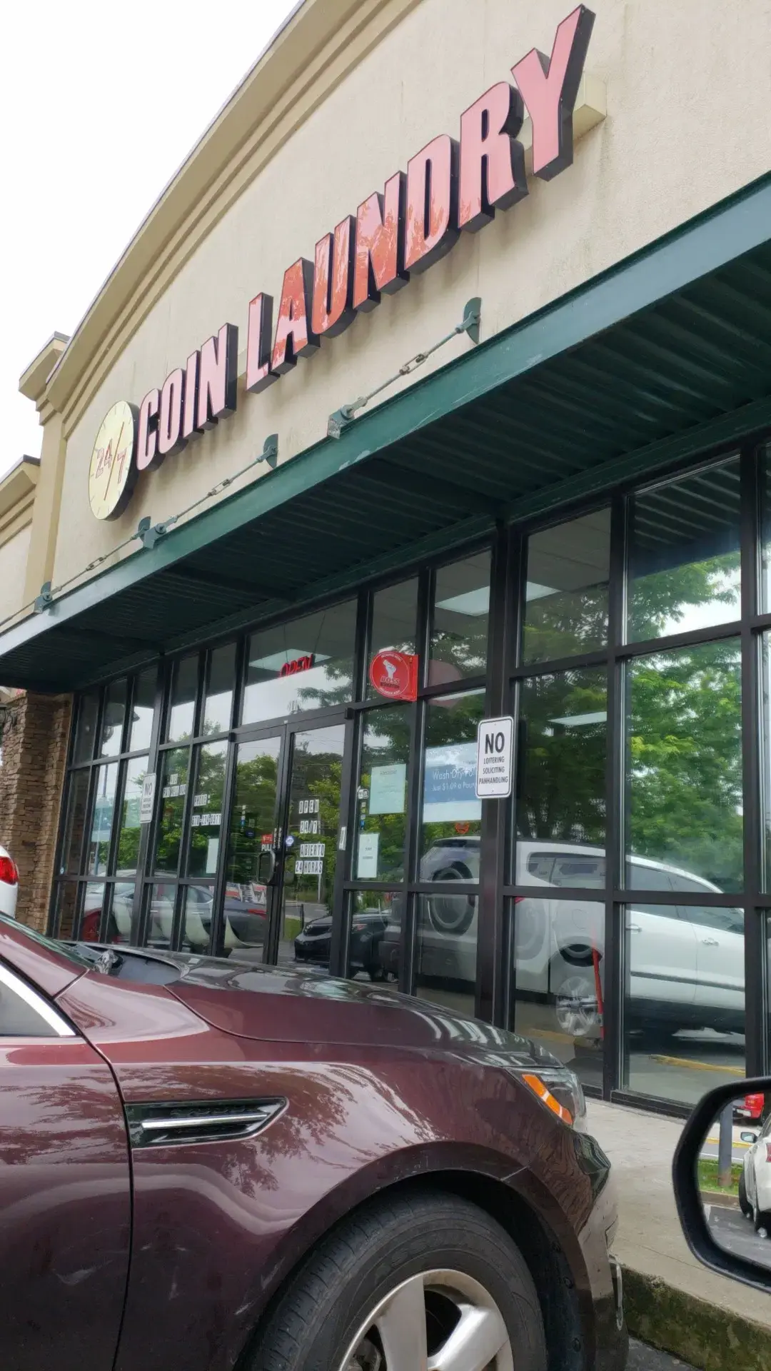 24/7 Coin Laundry thumbnail 17