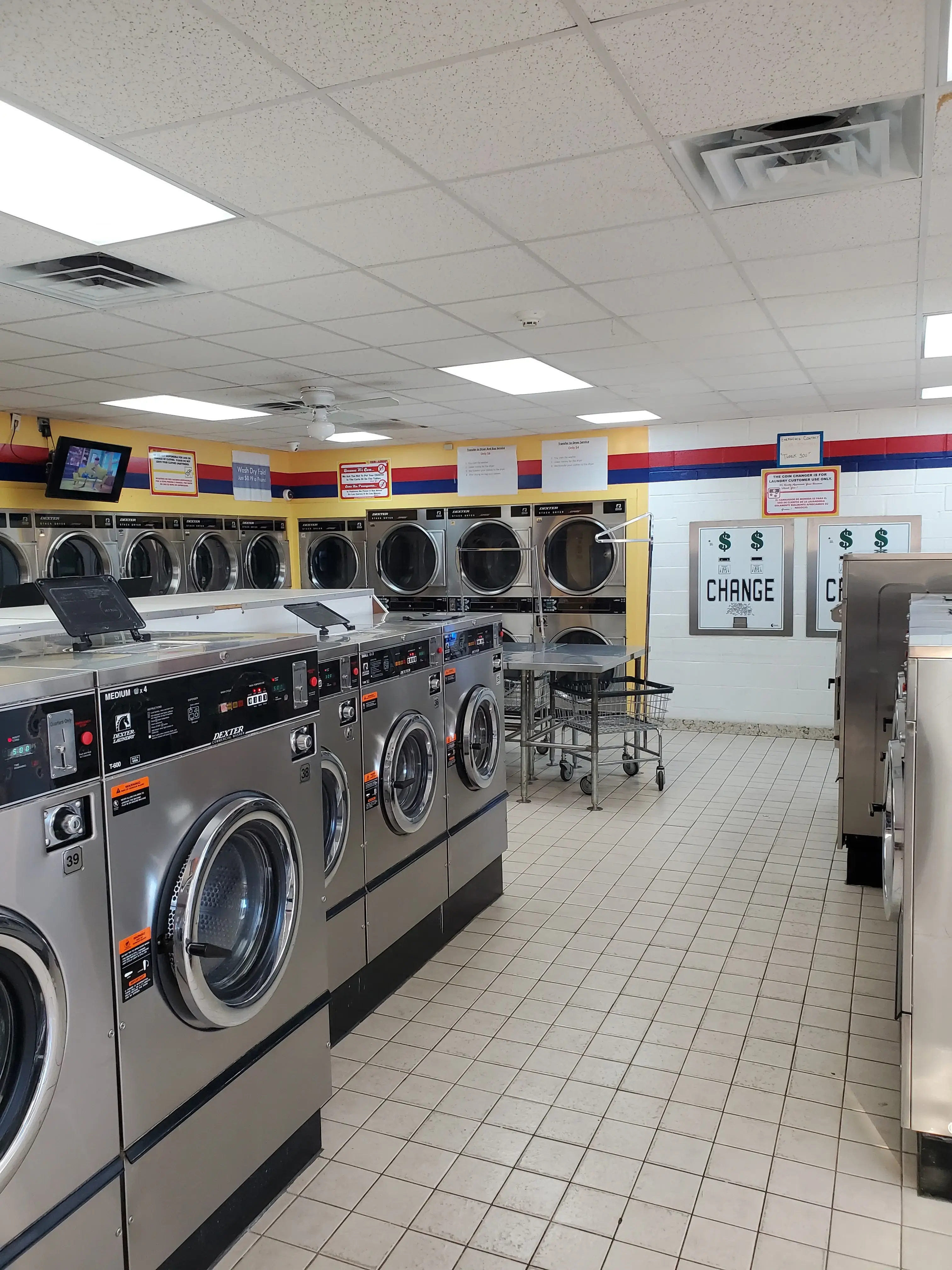 24/7 Coin Laundry Marietta - Image 14