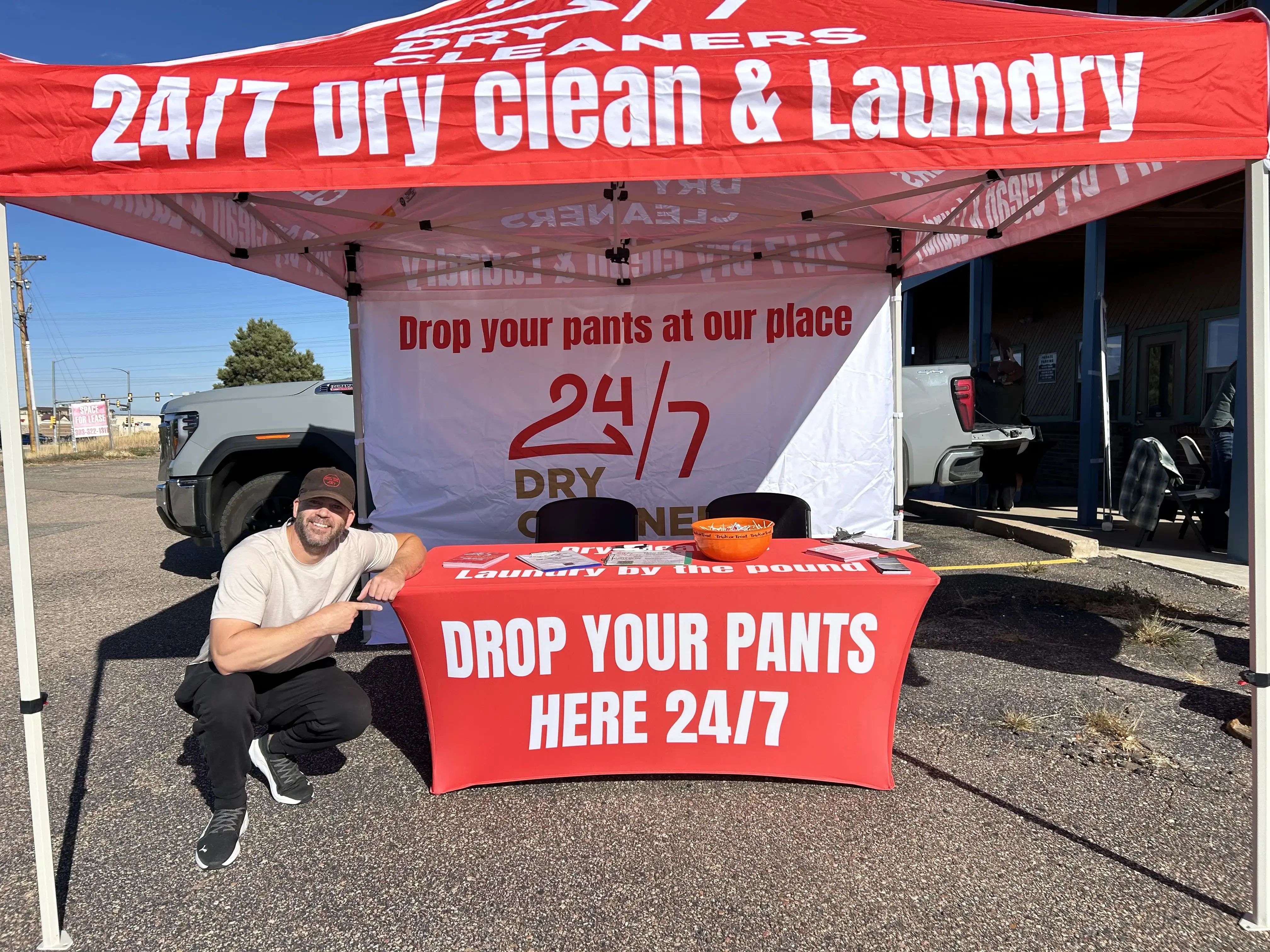 24/7 Dry Cleaners location
