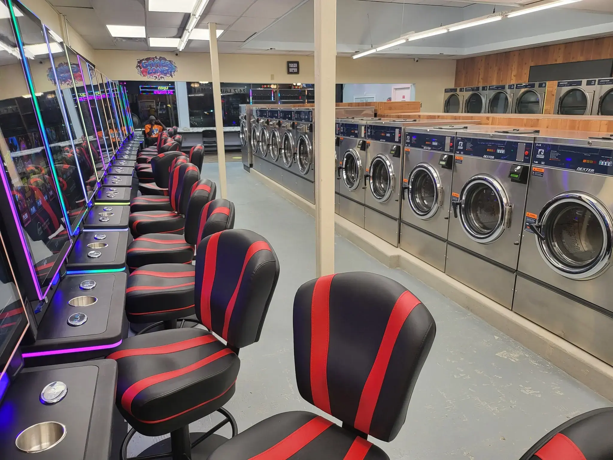 247 LAUNDROMAT - Image 3