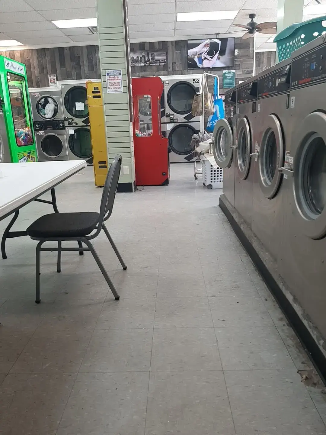 247 Laundry - Image 13