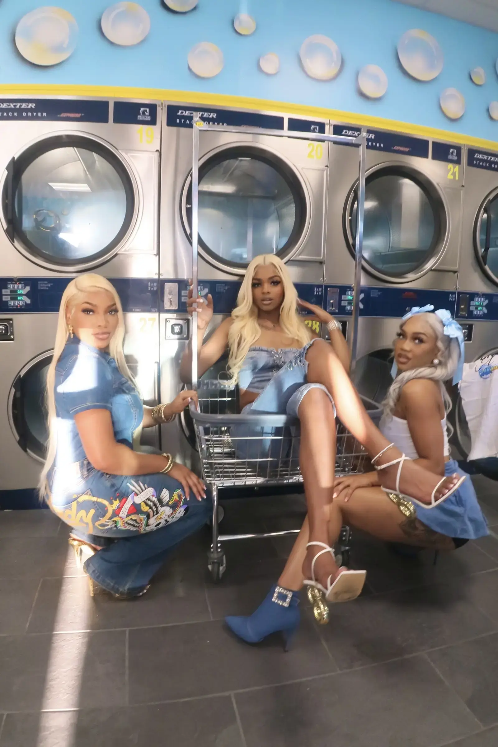 24K Laundry - Image 10