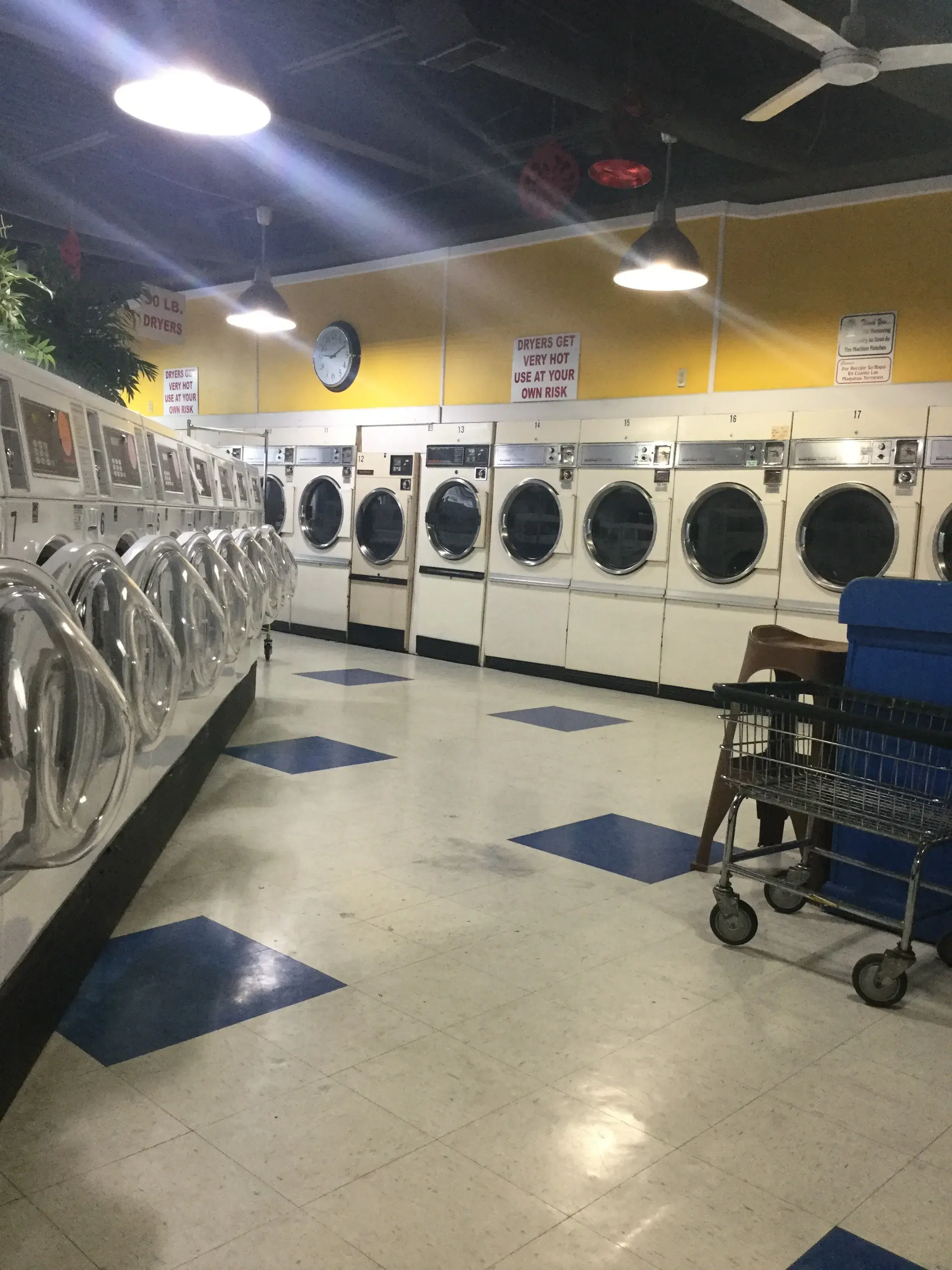 25th Street Coin Laundry thumbnail 11