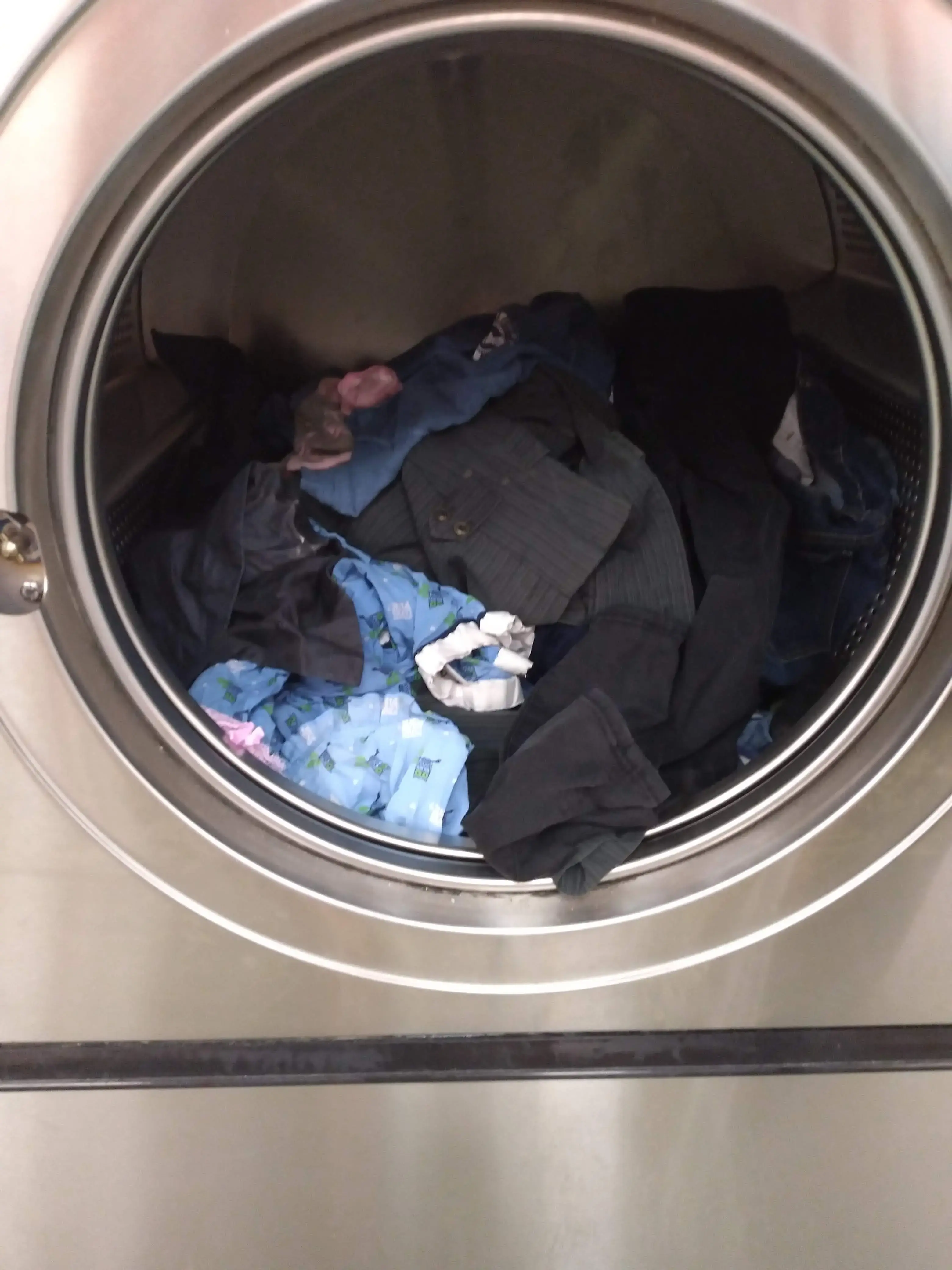 28th Street 24/7 Coin Laundry thumbnail 15