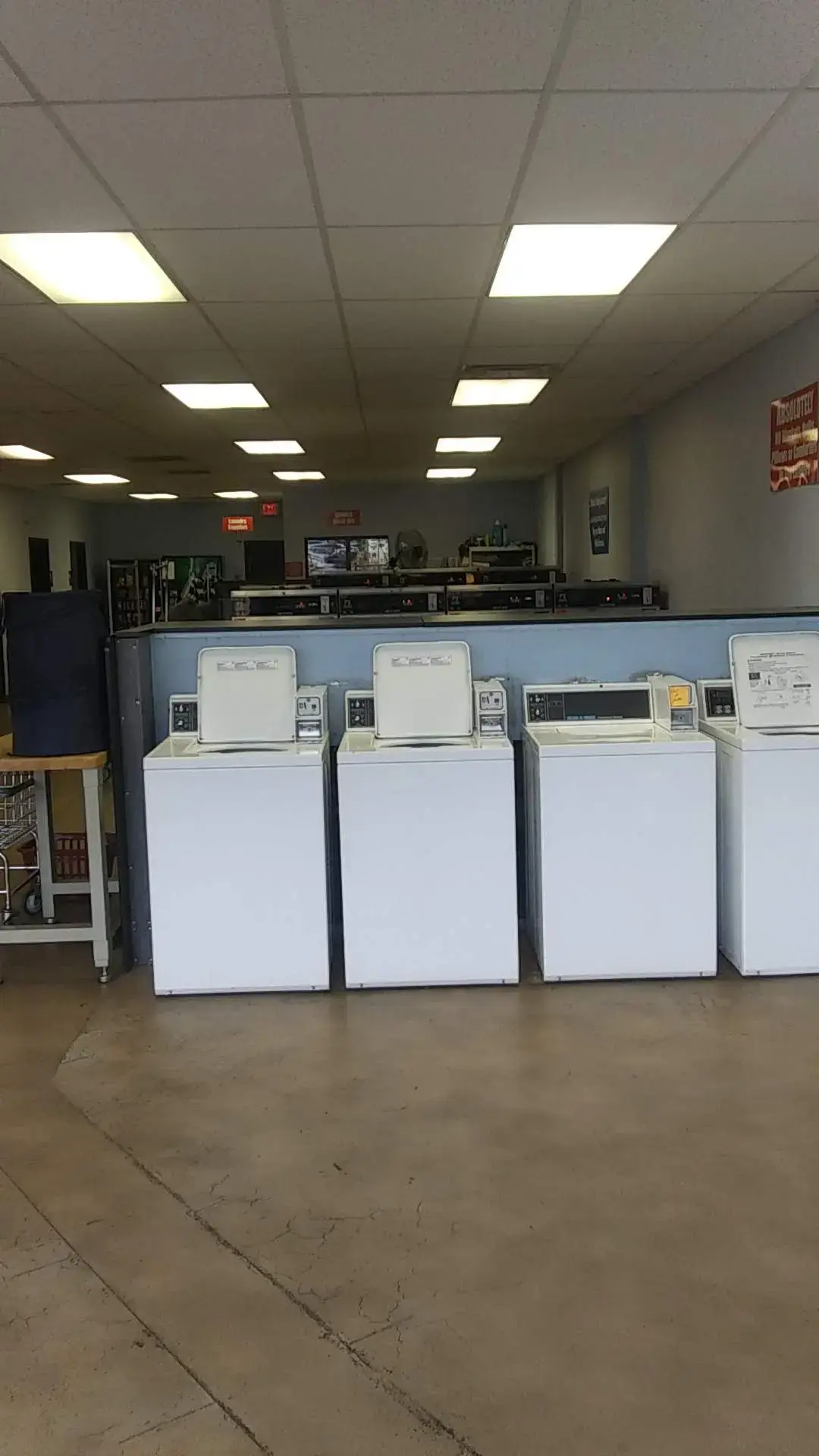 2nd Street Laundry - Image 13