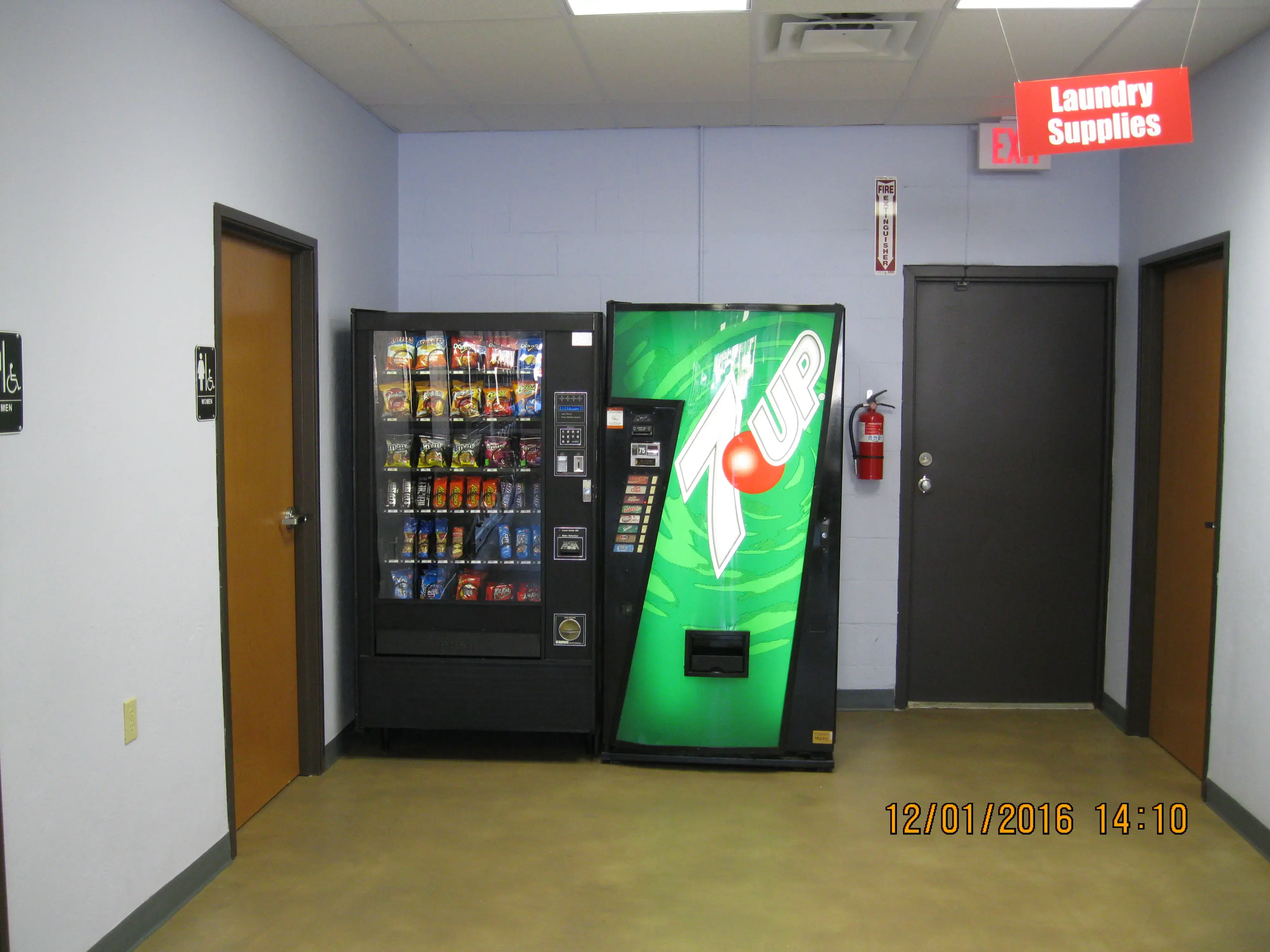 2nd Street Laundry - Image 11