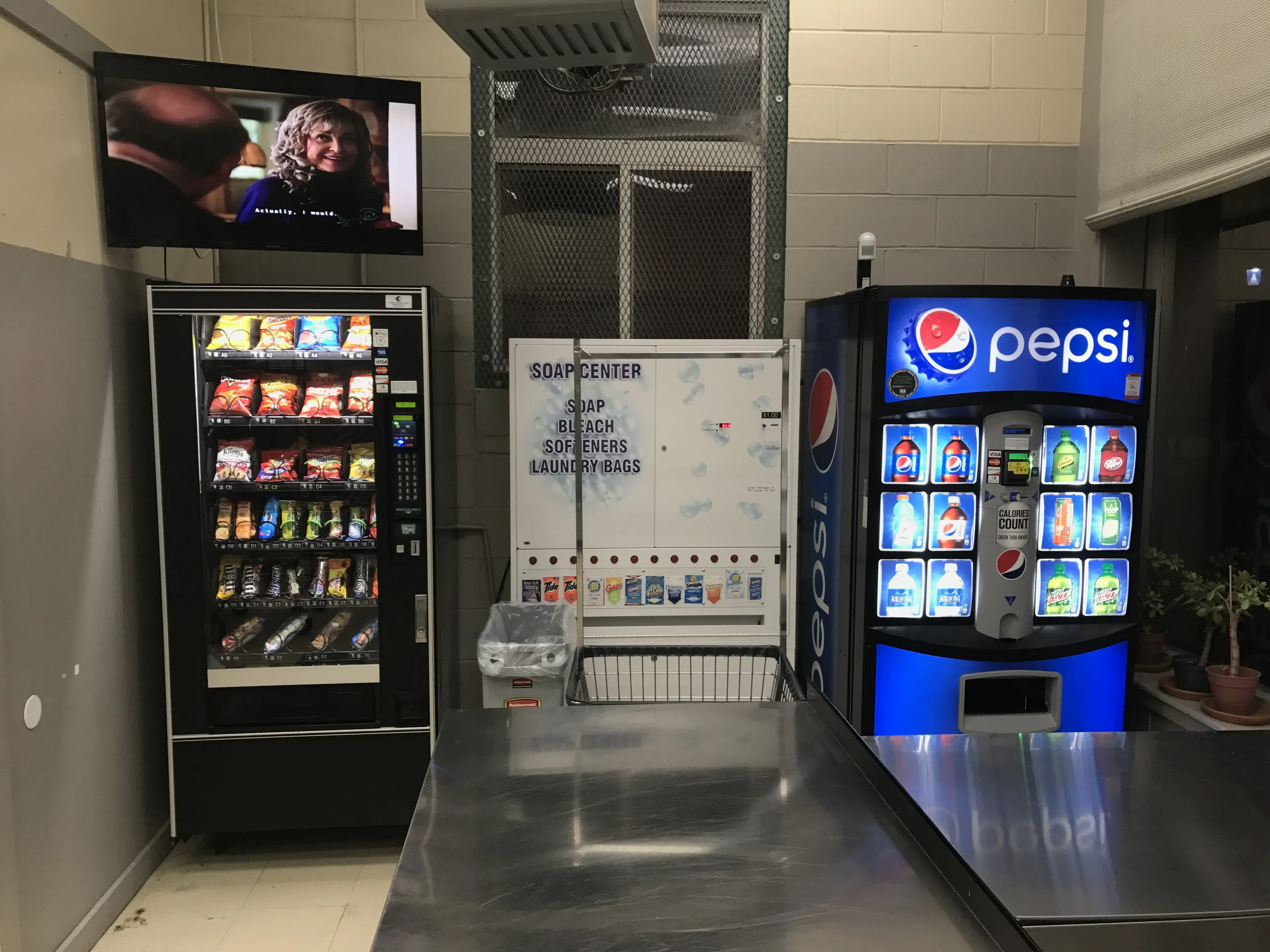 3 Monkeys Laundry thumbnail 8