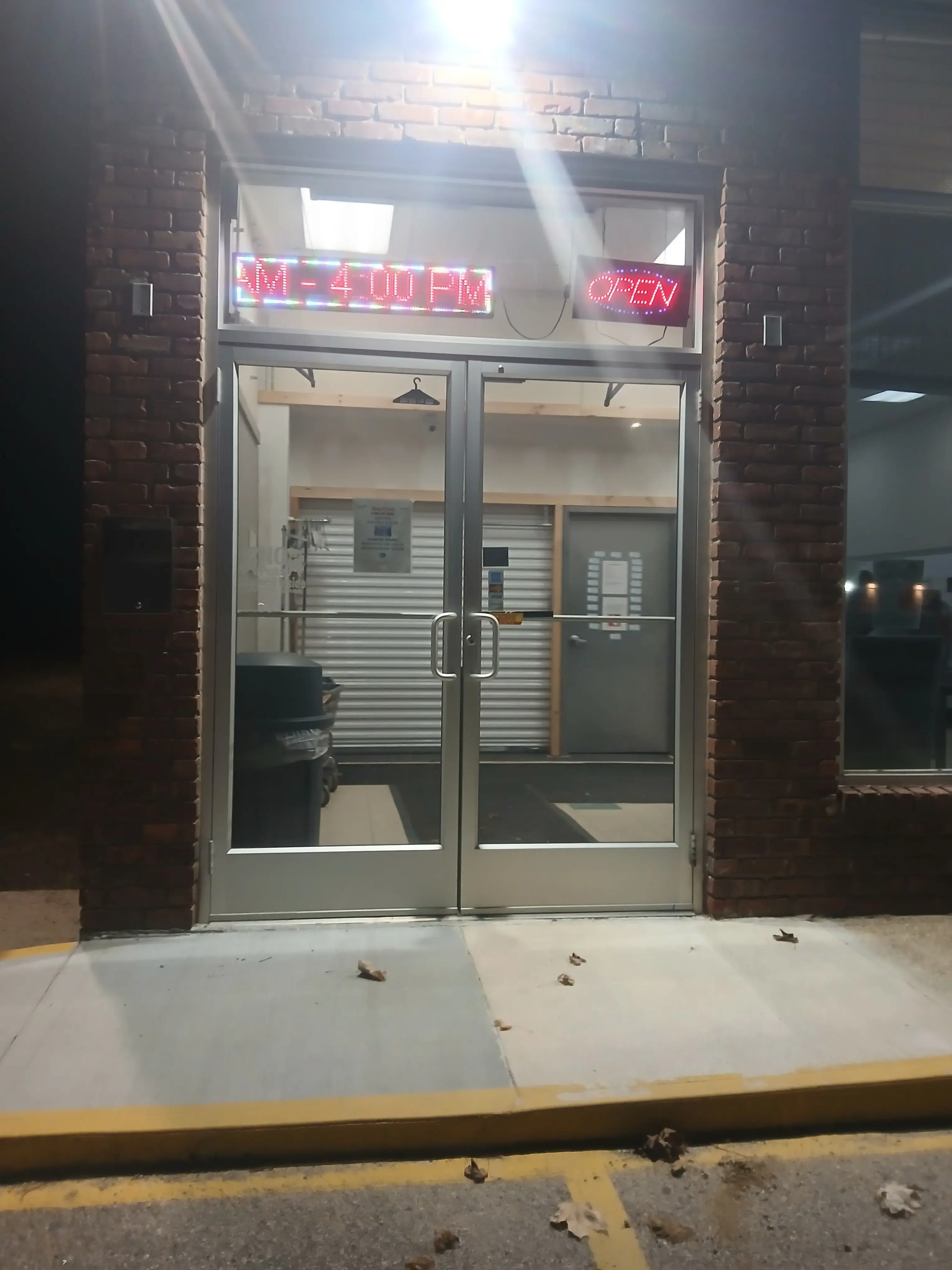 3 Monkeys Laundry thumbnail 15